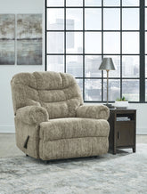 Elite Furniture Outlet - Ashley Furniture - Movie Man Living Room - Zero Wall Recliner / Chocolate - 6380229