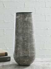 Elite Furniture Outlet - Ashley Furniture - Fynn Vase - Vase / Antique White - A2000517