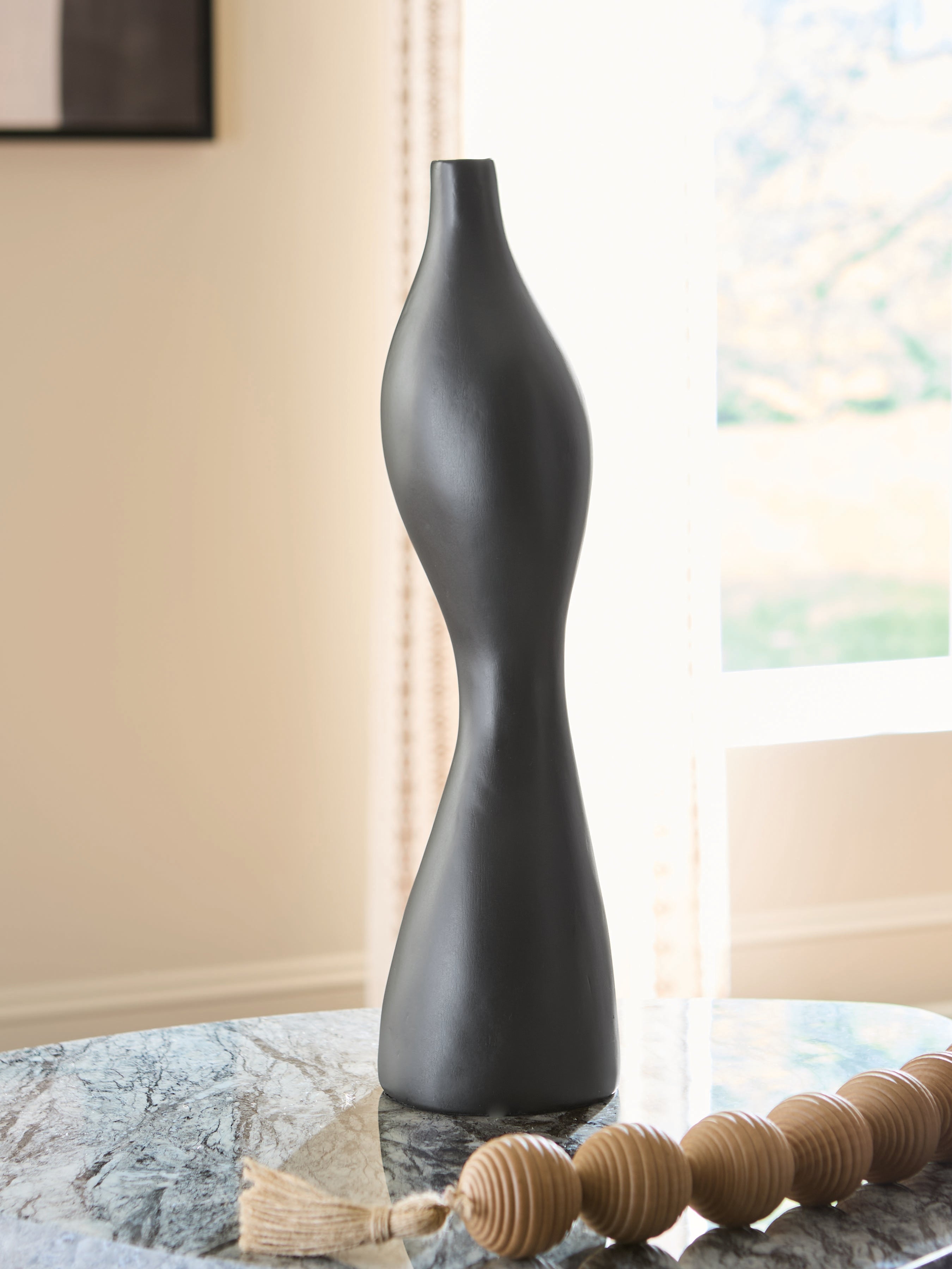 Elite Furniture Outlet - Ashley Furniture - Judsen Vase - Vase / Black - A2000835