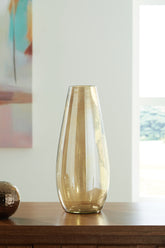 Elite Furniture Outlet - Ashley Furniture - Rhettman Vase - Vase / Amber - A2900005
