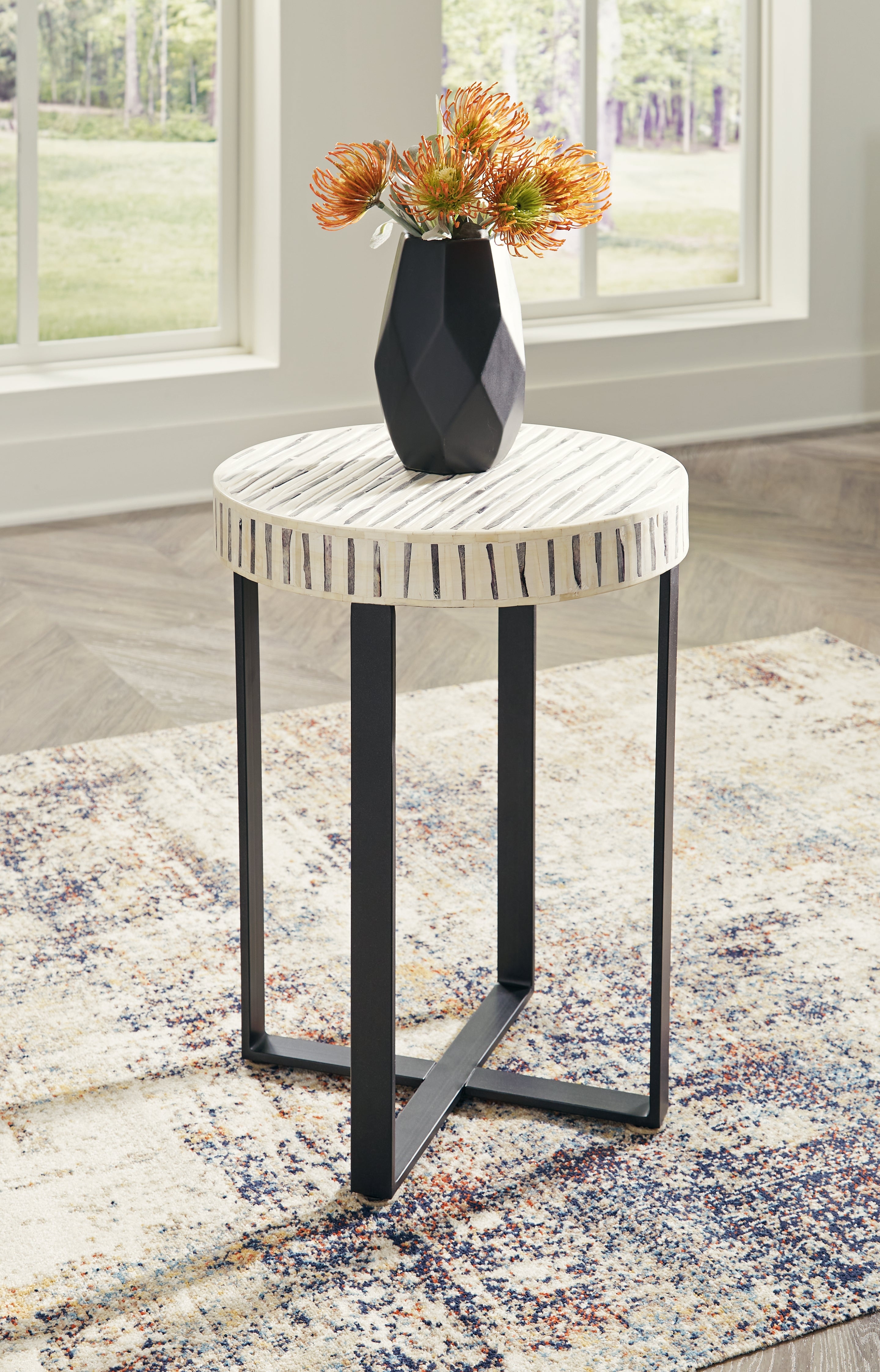 Elite Furniture Outlet - Ashley Furniture - Crewridge Accent Table - Accent Table / Black/Cream - A4000530