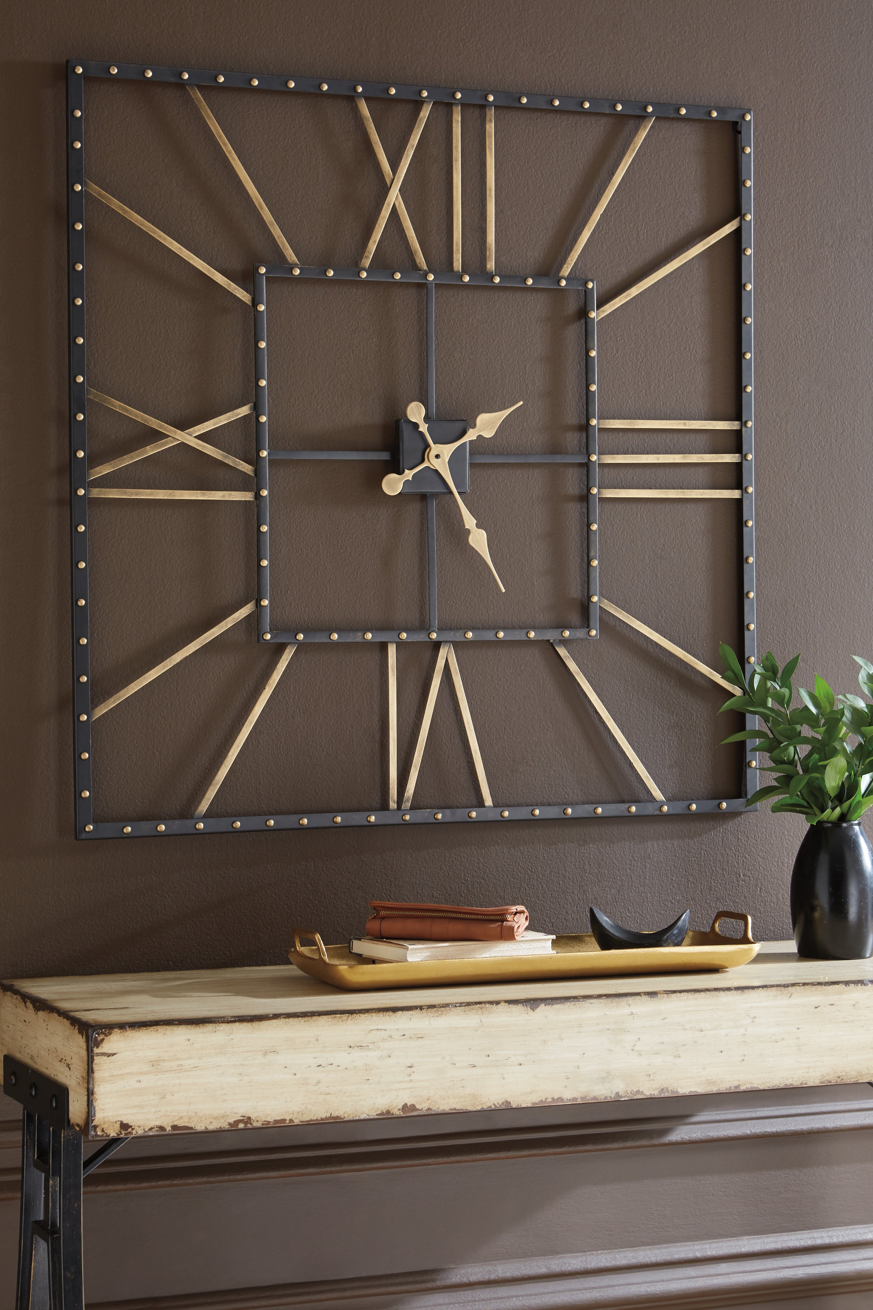 Elite Furniture Outlet - Ashley Furniture - Thames Wall Decor - Wall Clock / Black/Gold Finish - A8010112