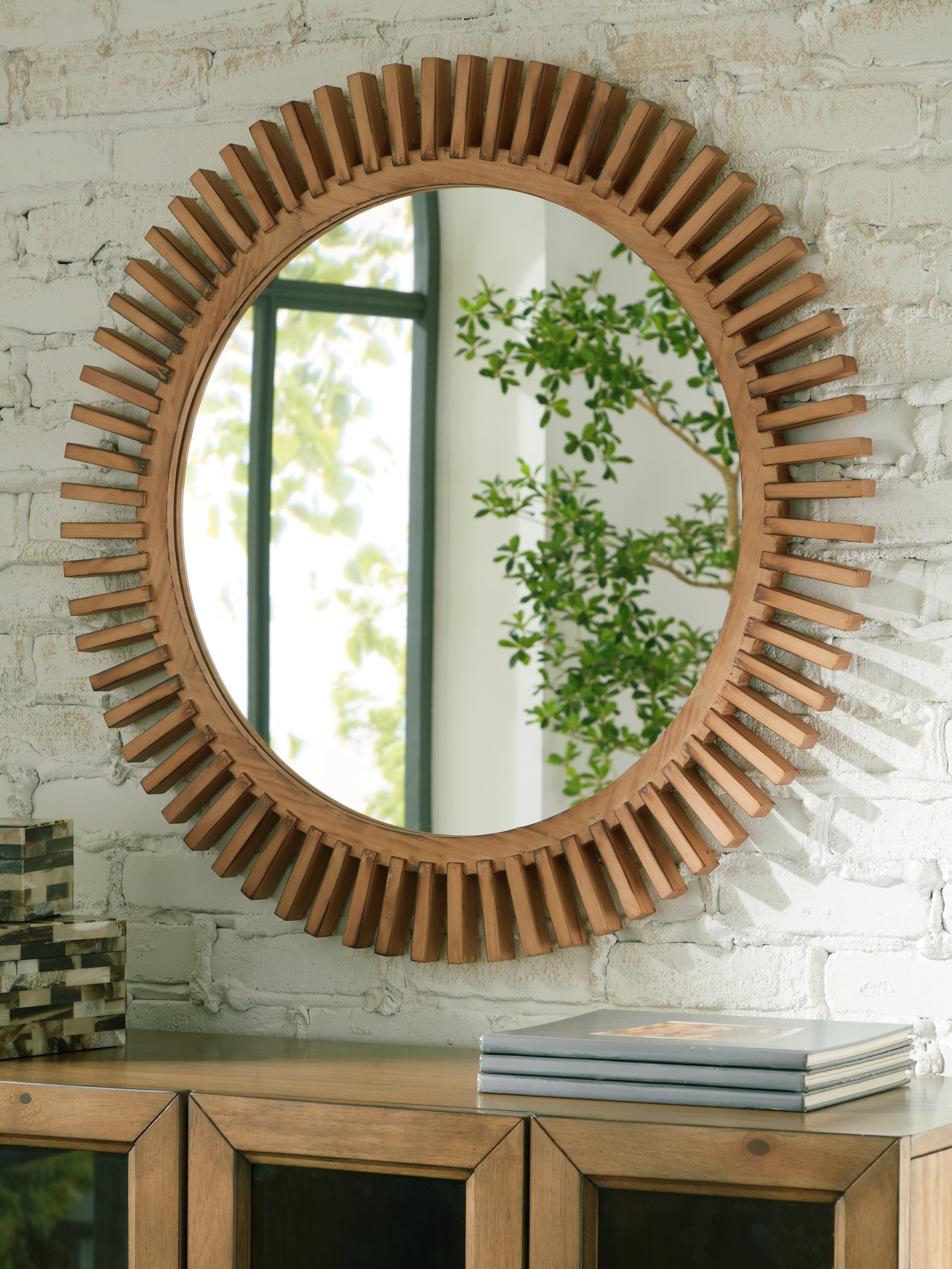 Elite Furniture Outlet - Ashley Furniture - Tedwell Mirror - Accent Mirror / Brown - A8010410