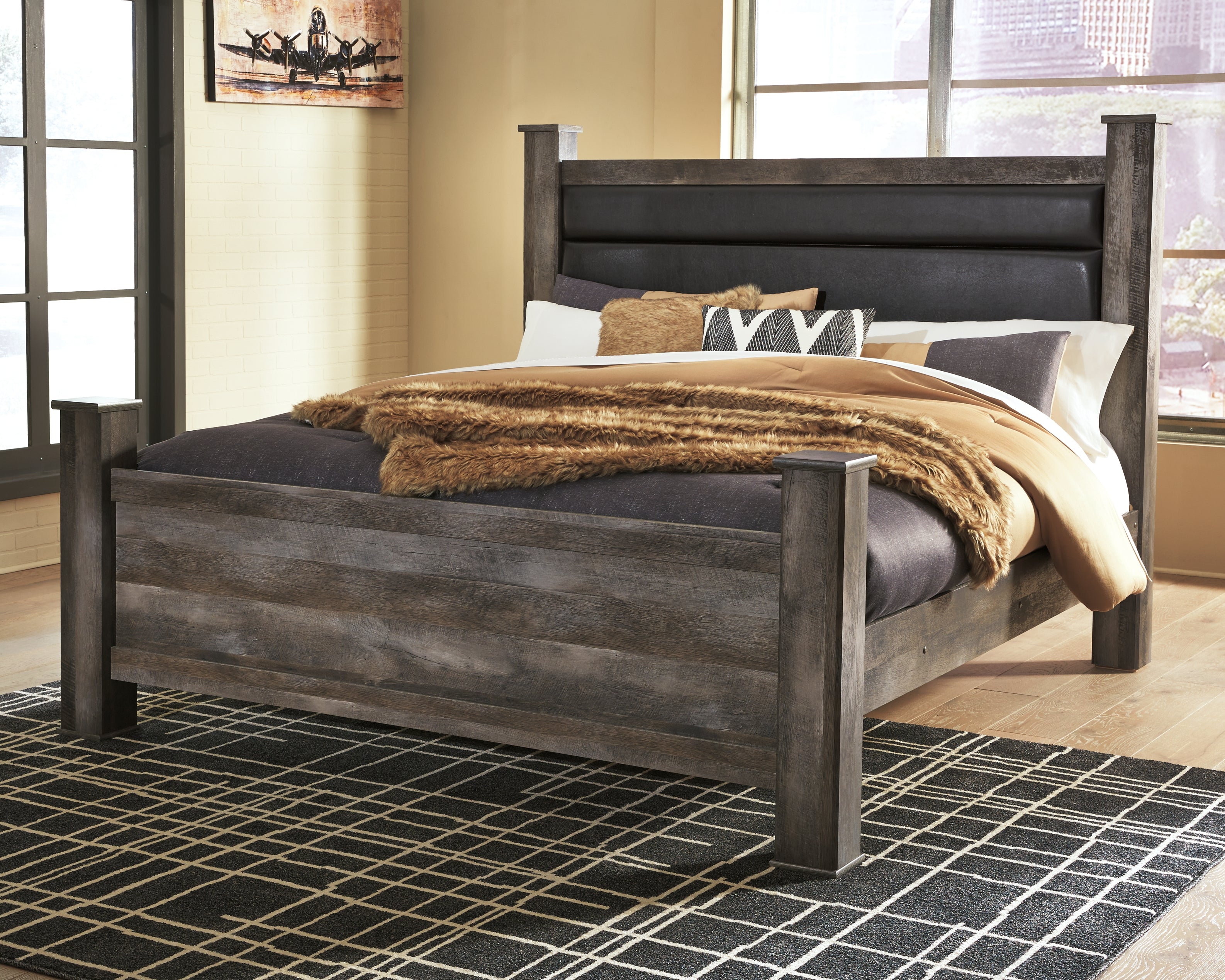 Elite Furniture Outlet - Ashley Furniture - Wynnlow Bedroom - Queen Upholstered Poster Bed / Gray - B440B7