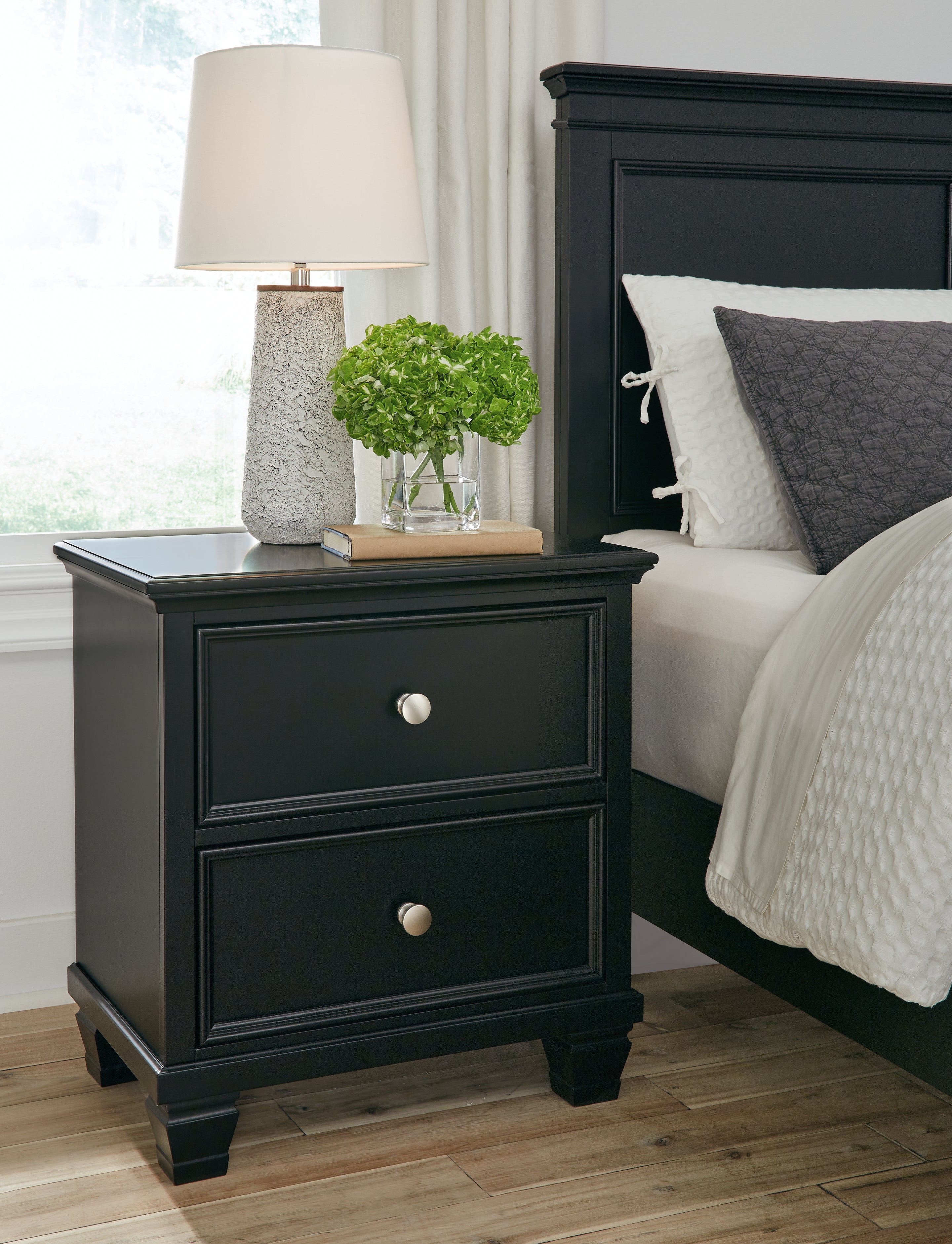 Elite Furniture Outlet - Ashley Furniture - Lanolee Bedroom - Twin Panel Storage Bed / Black - B687B21