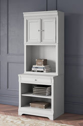Elite Furniture Outlet - Ashley Furniture - Kanwyn Bookcase - Bookcase / Whitewash - H777H7