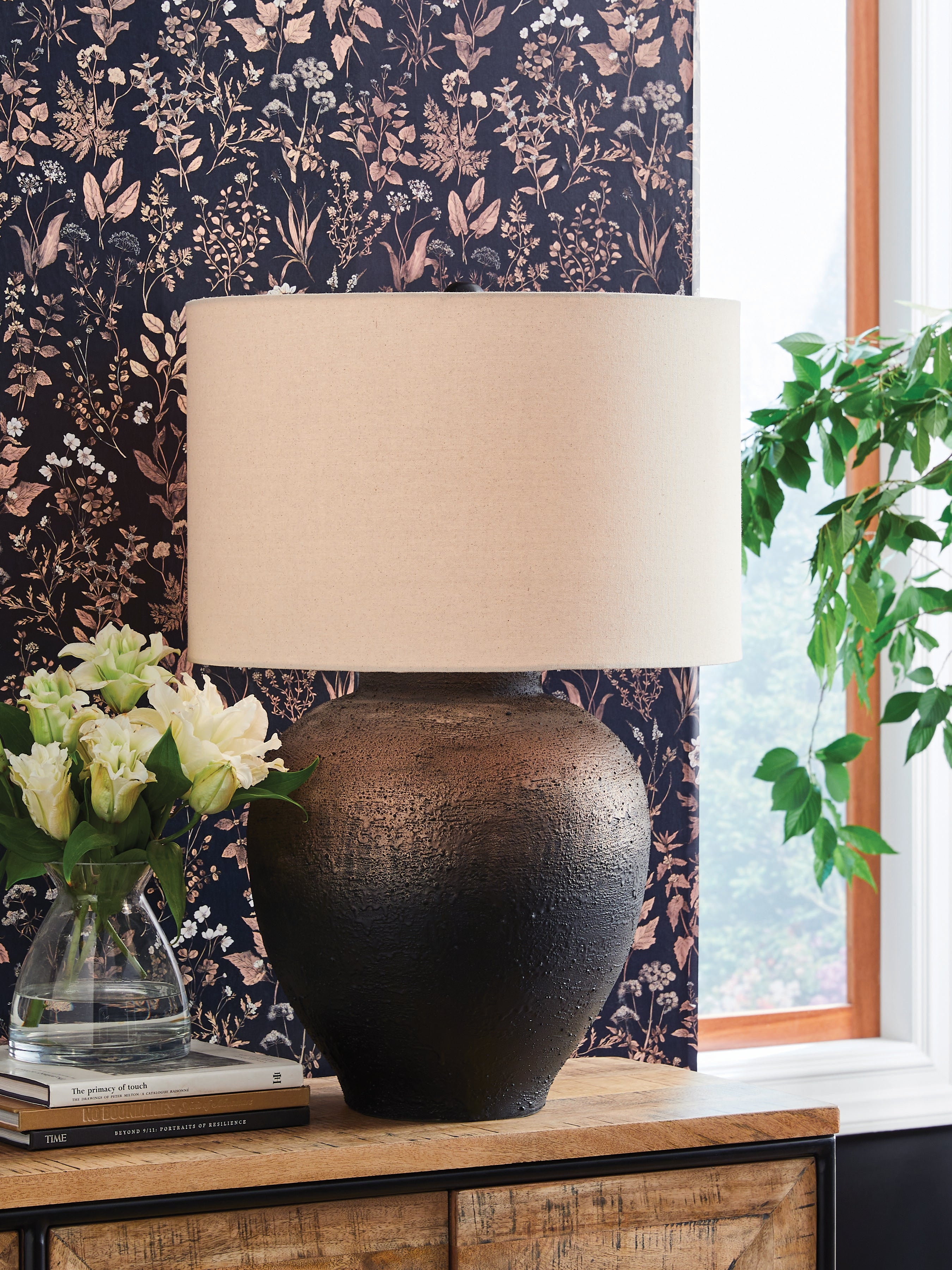 Elite Furniture Outlet - Ashley Furniture - Newgerhard Lighting - Metal Table Lamp (1/CN) / Brown/Black - L207644