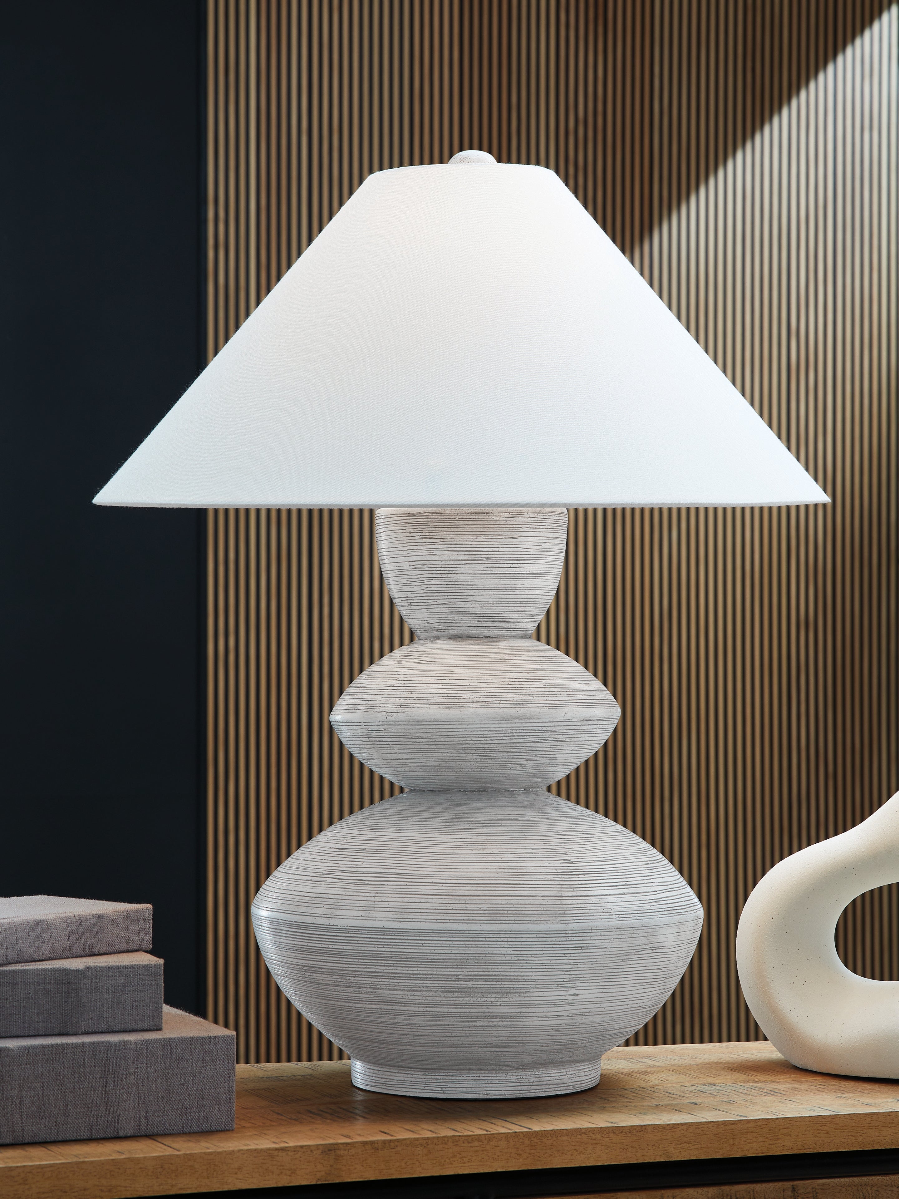 Elite Furniture Outlet - Ashley Furniture - Brickdon Lighting - Poly Table Lamp (1/CN) / Distressed White - L235874