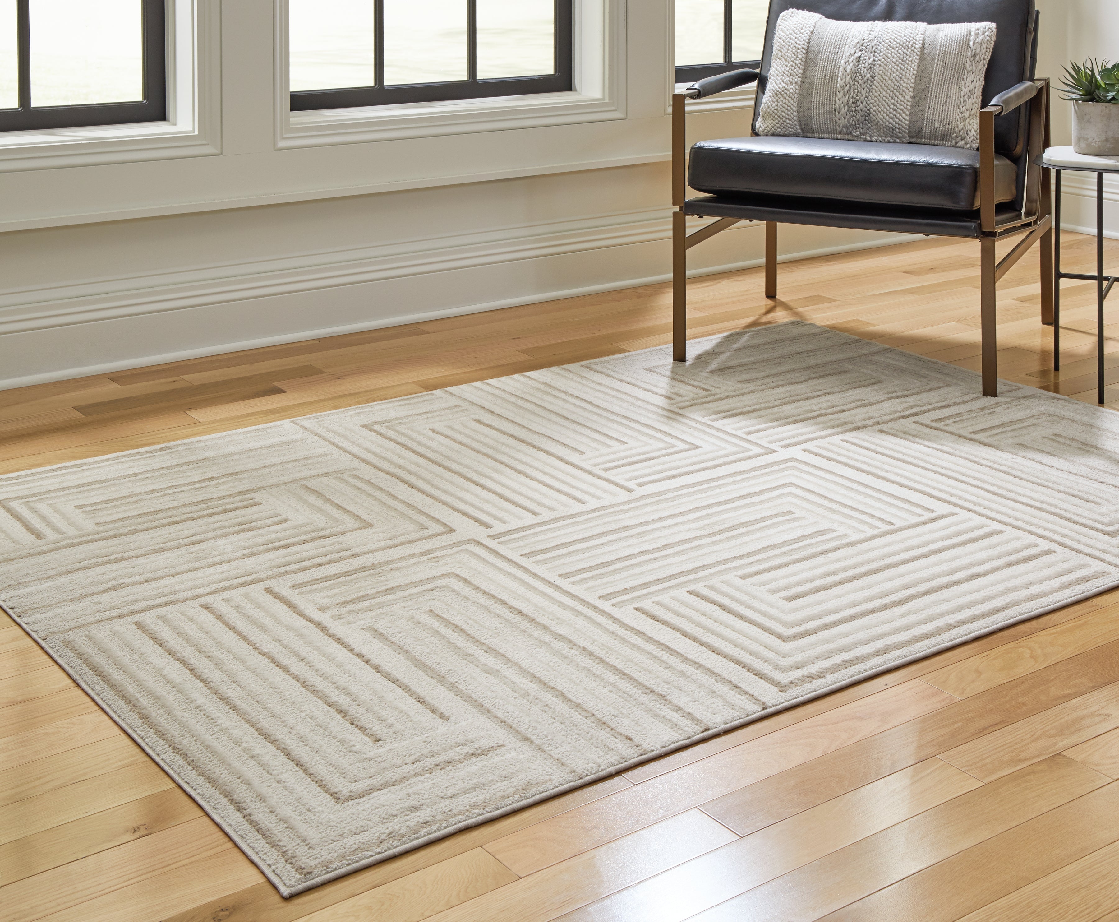 Elite Furniture Outlet - Ashley Furniture - Darmondard Rug - 8' x 10' Rug / Cream/Taupe - R406941