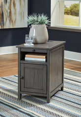 Elite Furniture Outlet - Ashley Furniture - Treytown Chairside End Table - Chair Side End Table / Black - T300-617
