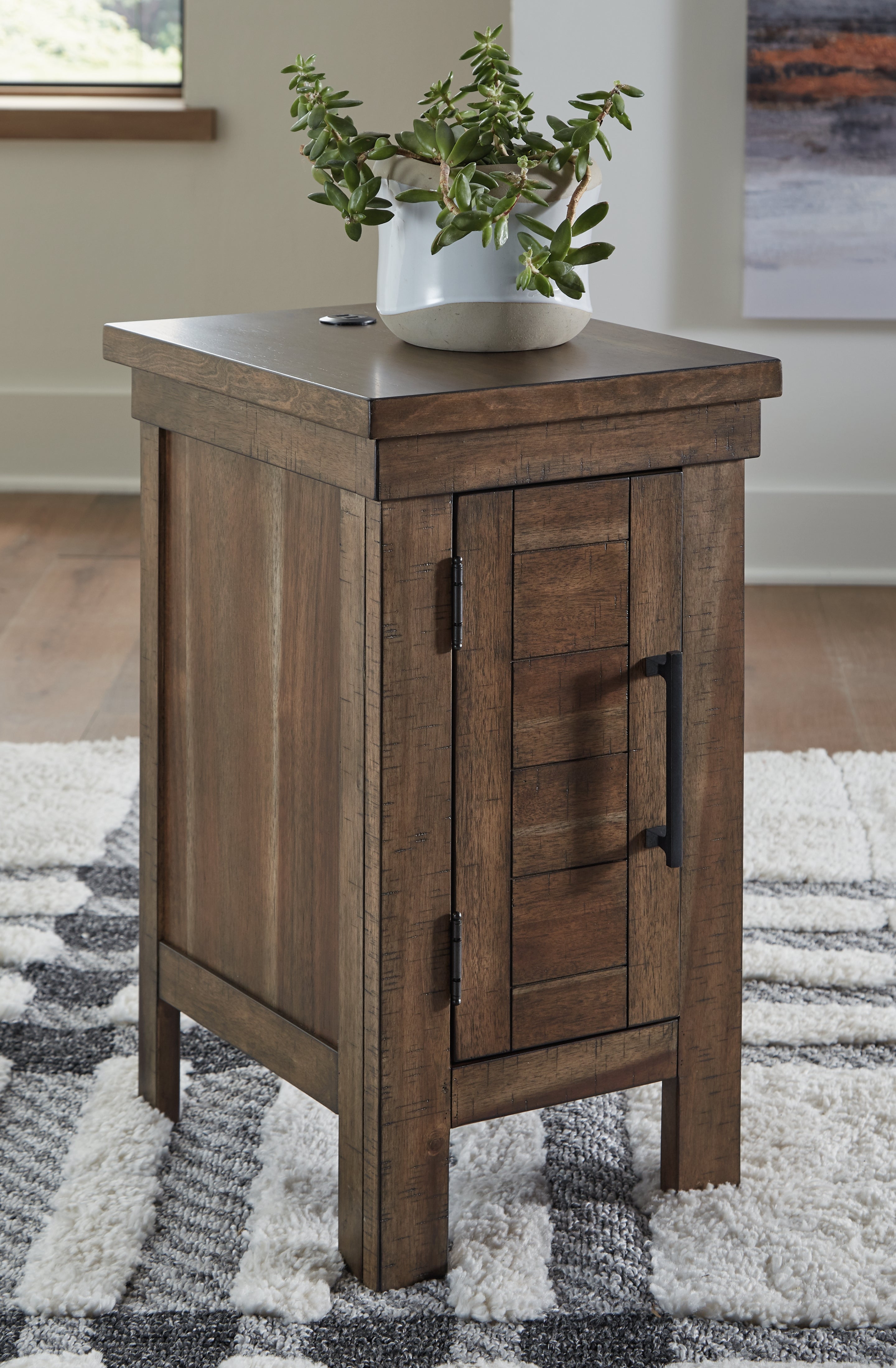 Elite Furniture Outlet - Ashley Furniture - Moriville Chairside End Table - Chair Side End Table / Grayish Brown - T731-7