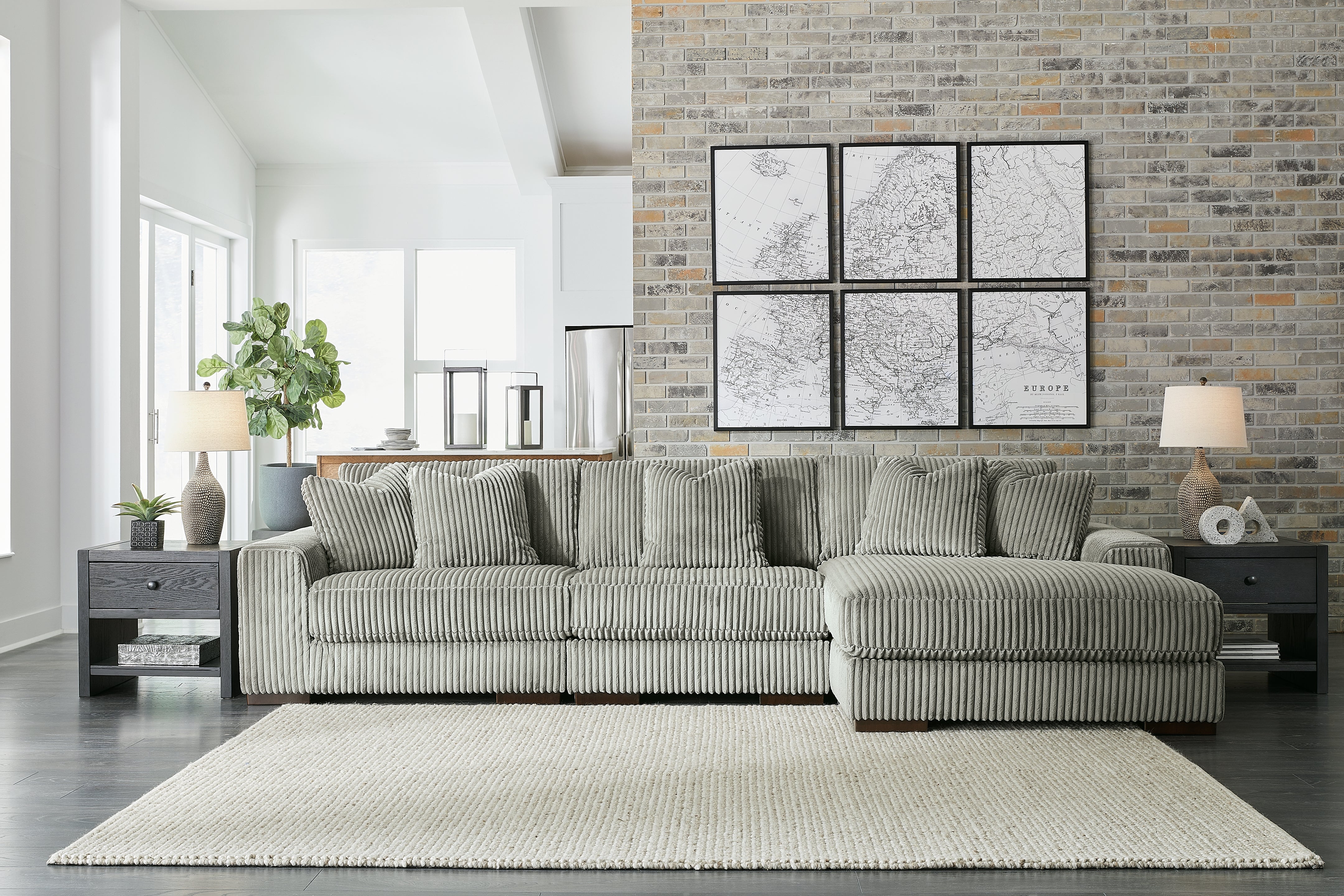 Elite Furniture Outlet - Ashley Furniture - Lindyn Sectional - RAF 3-Piece Sectional with Chaise / Fog - 21105S9