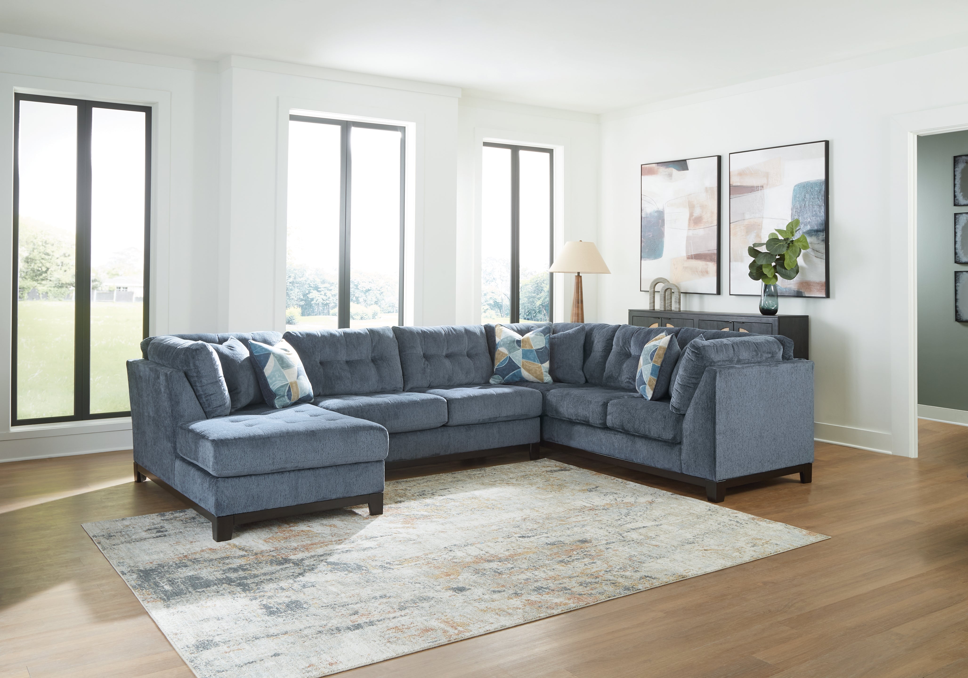Elite Furniture Outlet - Ashley Furniture - Maxon Place Sectional - RAF 3-Piece Sectional with Chaise / Navy - 33003S1