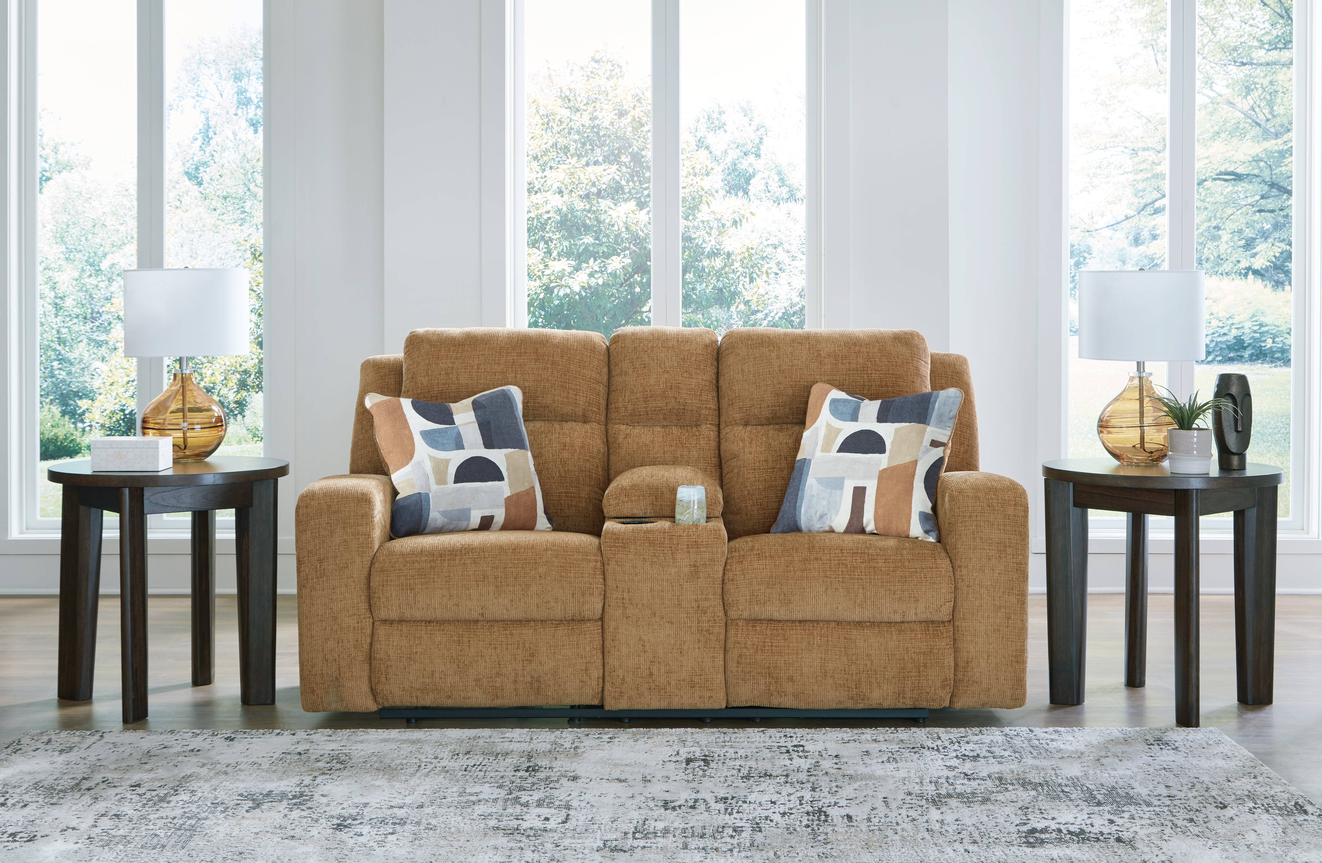 Elite Furniture Outlet - Ashley Furniture - Kanlow Living Room - DBL Rec Loveseat w/Console / Honey - 3860594