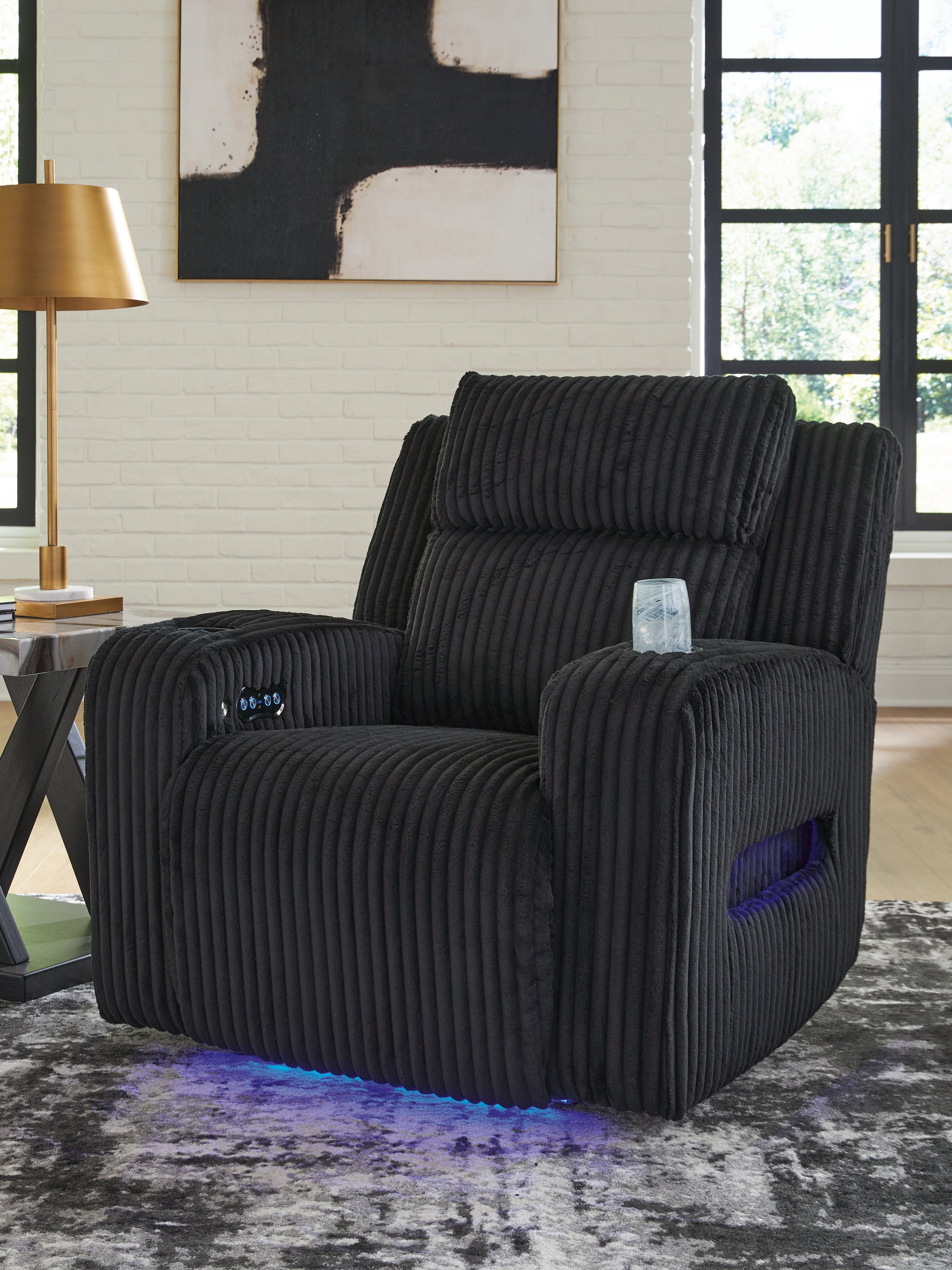Elite Furniture Outlet - Ashley Furniture - Forest Lake Living Room - PWR Recliner/ADJ Headrest / Black - PC6420213