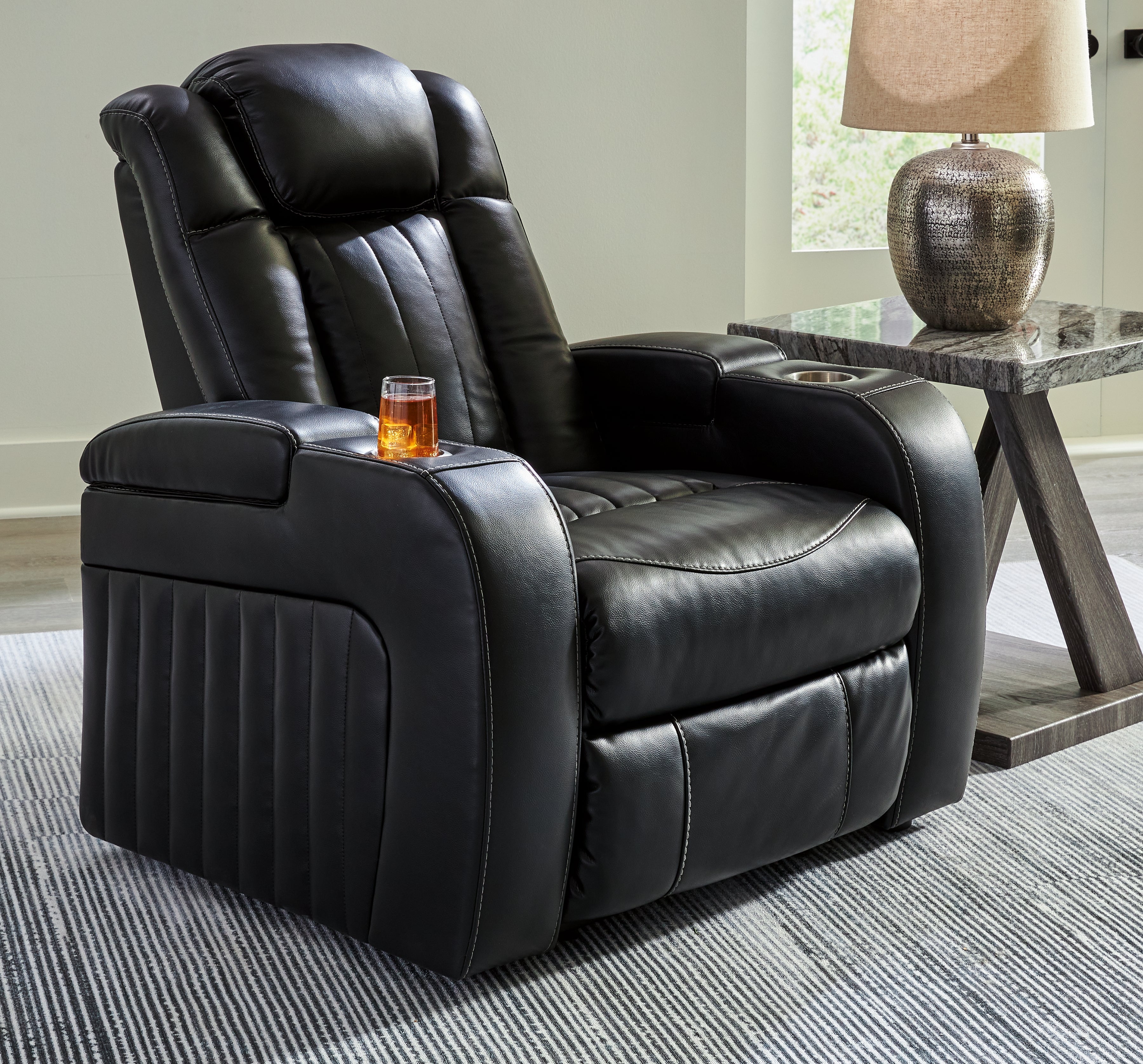 Elite Furniture Outlet - Ashley Furniture - Caveman Den Living Room - PWR Recliner/ADJ Headrest / Midnight - 9070313
