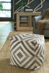 Elite Furniture Outlet - Ashley Furniture - Hartselle Pouf - Pouf / Brown - A1000982