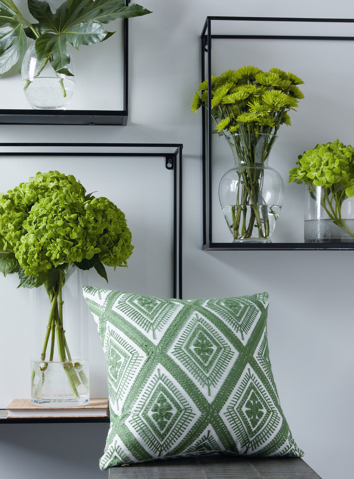 Elite Furniture Outlet - Ashley Furniture - Bellvale Pillows - Pillow / Green/White - A1001028P