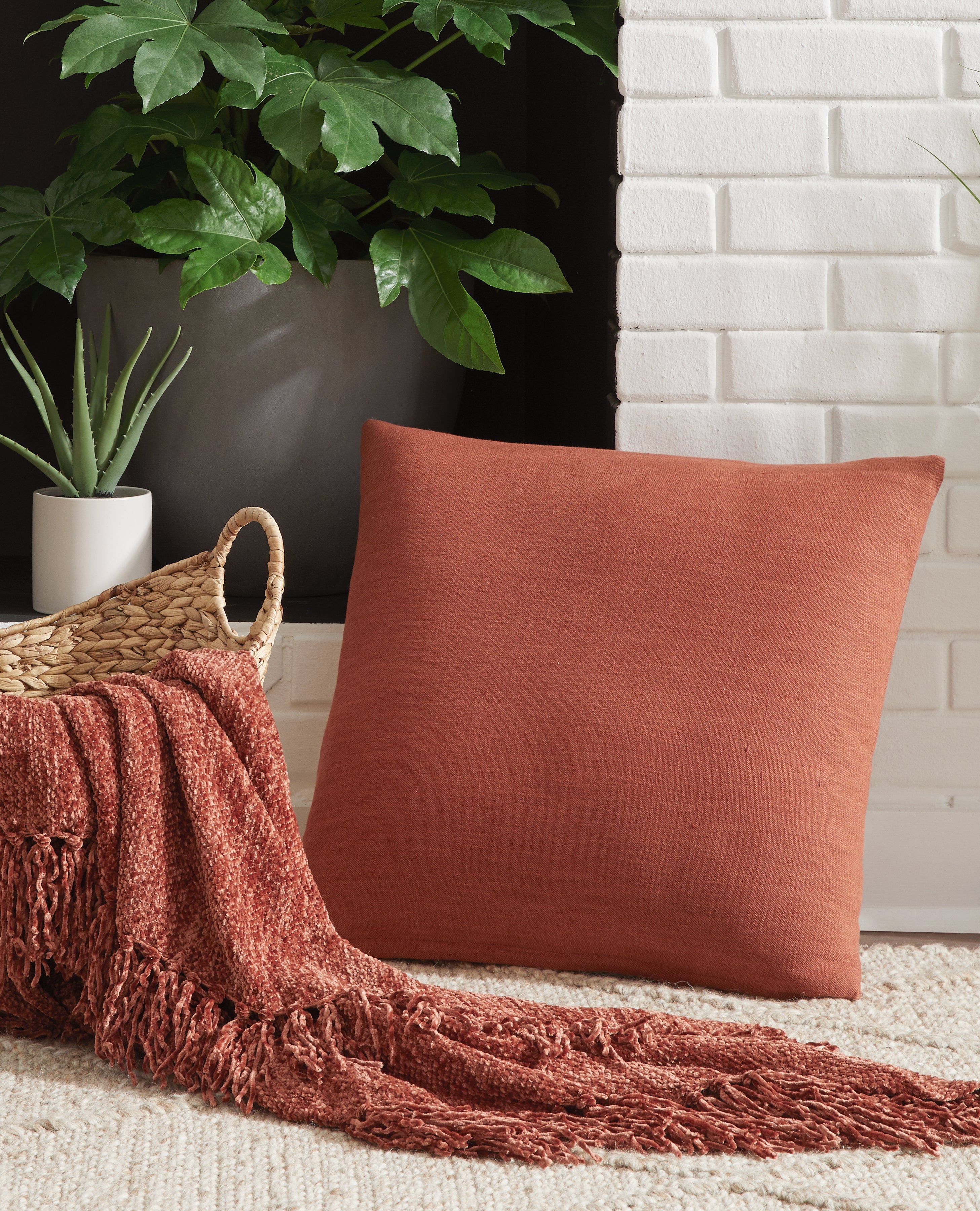 Elite Furniture Outlet - Ashley Furniture - Thaneville Pillows - Pillow / Rust - A1001043P