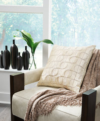 Elite Furniture Outlet - Ashley Furniture - Kydner Pillows - Pillow (4/CS) / Black/Silver - A1001108