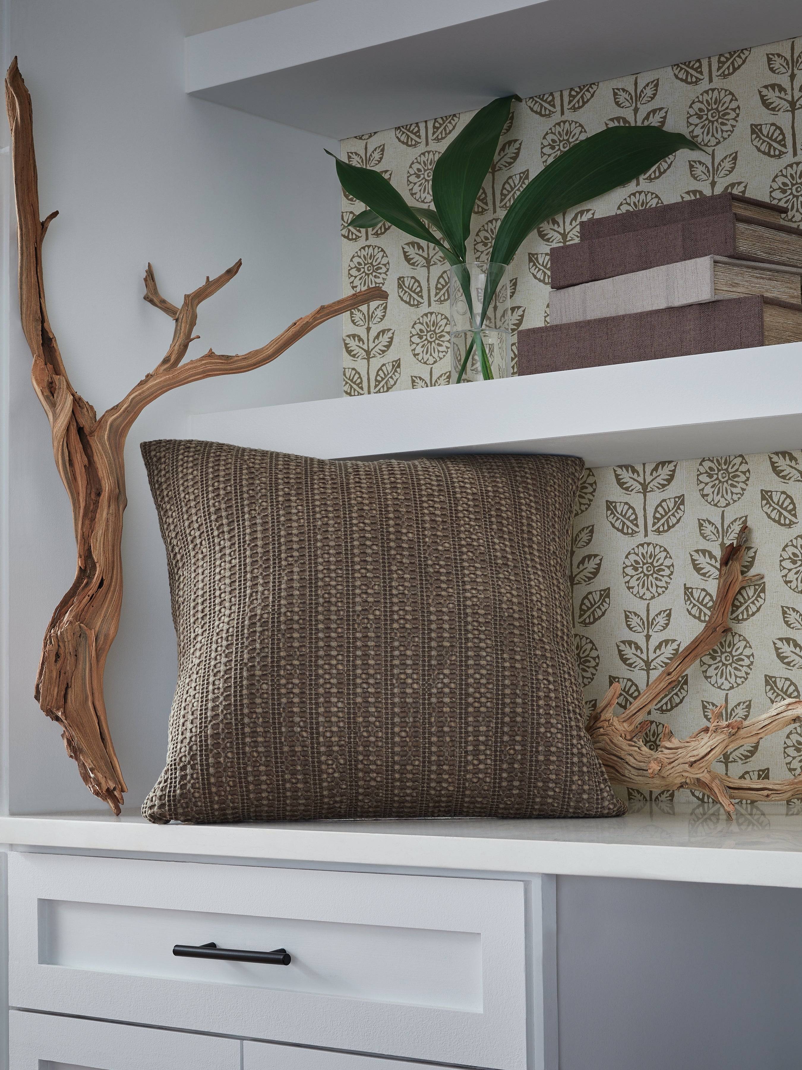 Elite Furniture Outlet - Ashley Furniture - Landcher Pillows - Pillow / Brown - A1001104P