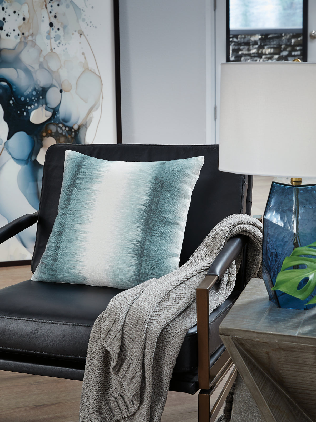 Elite Furniture Outlet - Ashley Furniture - Elonwich Pillows - Pillow / Teal/White - A1001106P