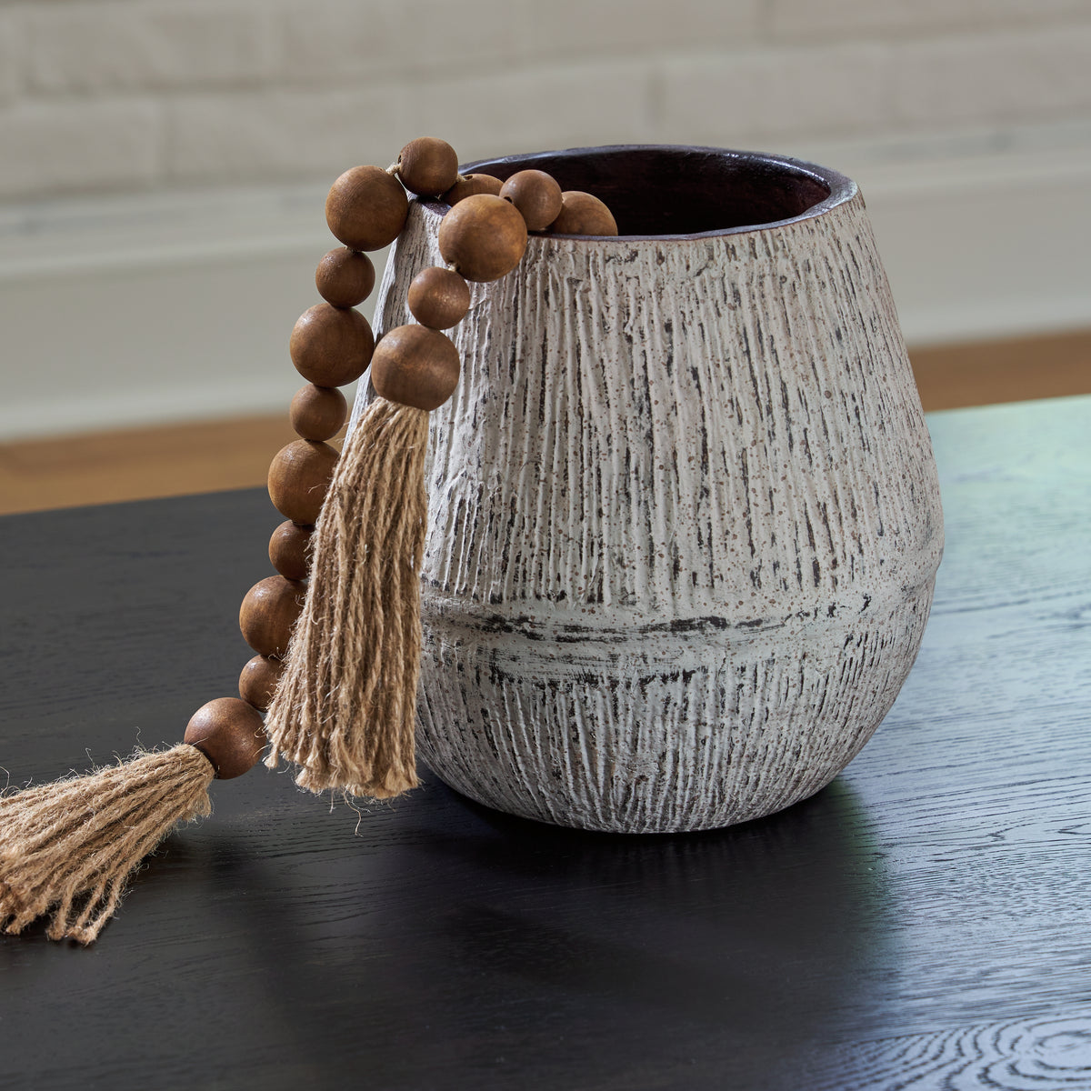 Elite Furniture Outlet - Ashley Furniture - Claymount Vase - Vase / Distressed Brown - A2000635