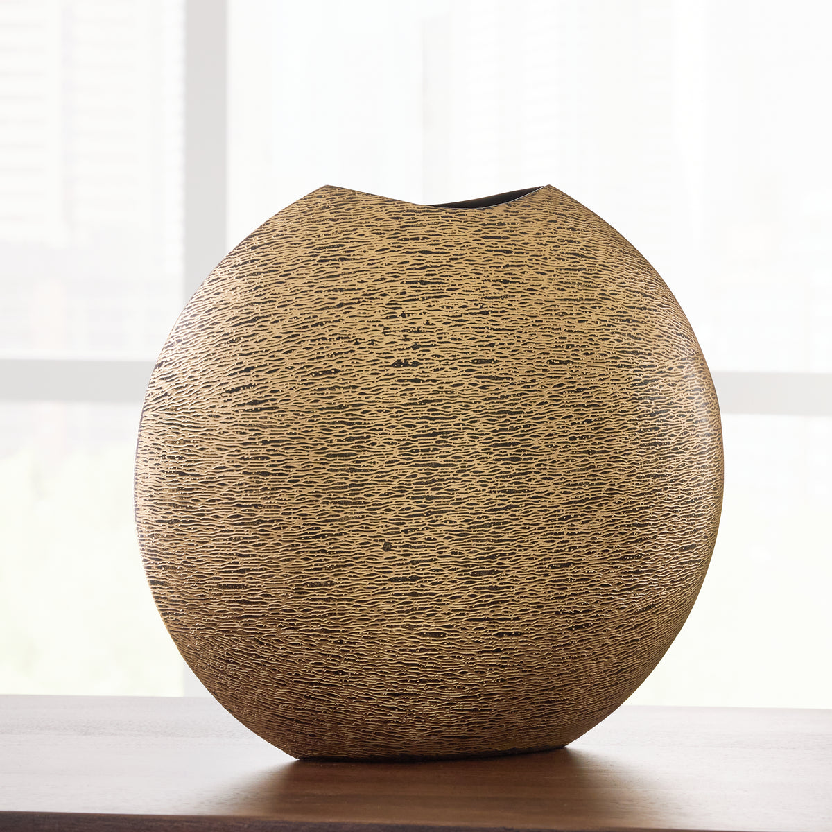 Elite Furniture Outlet - Ashley Furniture - Iansboro Vase - Vase / Antique Gold Finish - A2000696