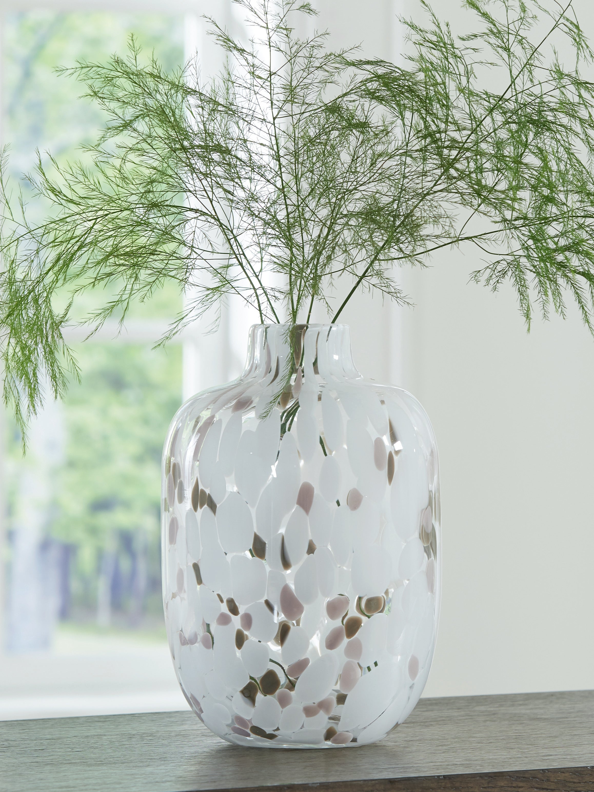 Elite Furniture Outlet - Ashley Furniture - Keelton Vase - Vase / White/Taupe/Pink - A2000759