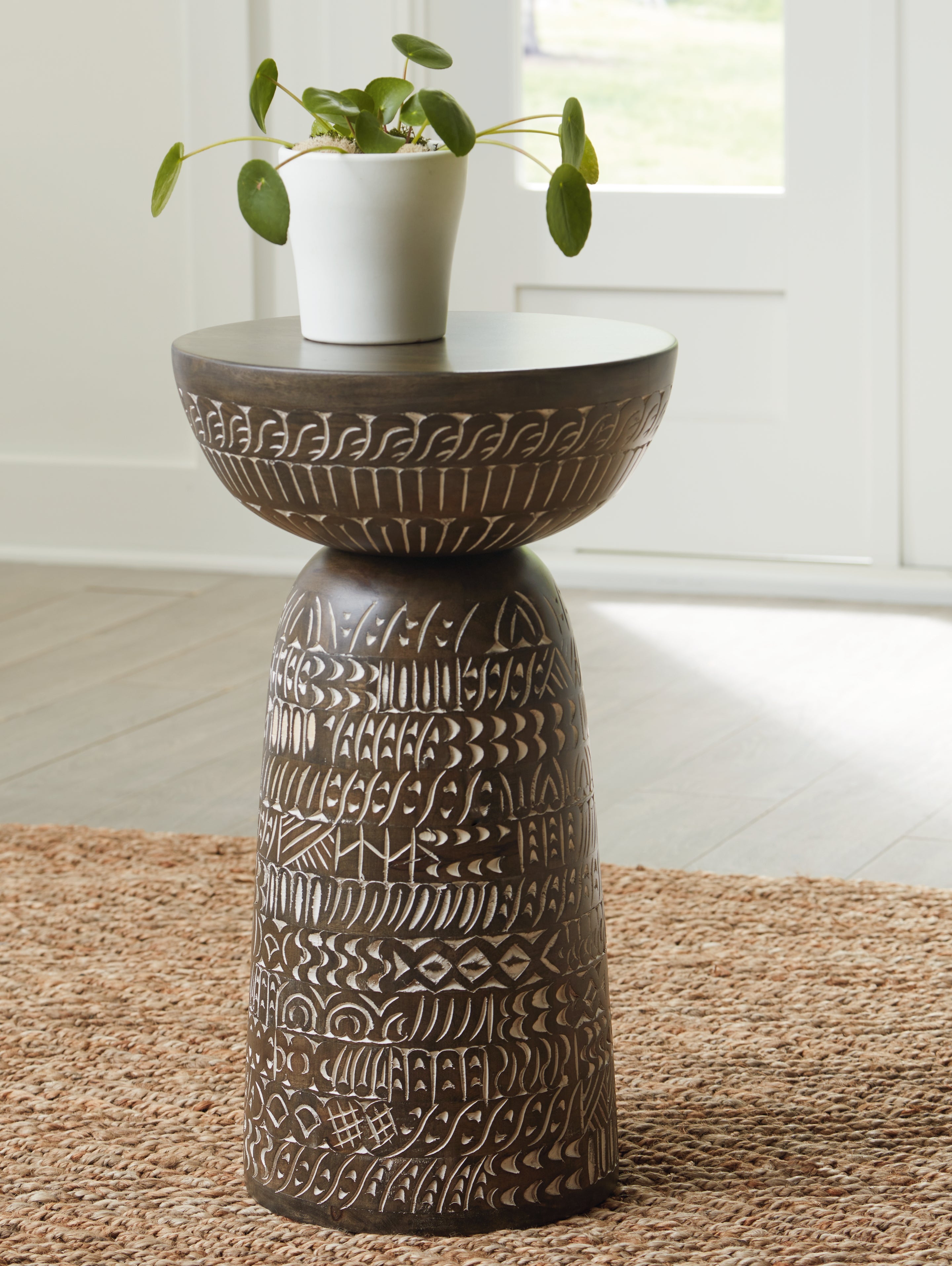 Elite Furniture Outlet - Ashley Furniture - Hadcher Accent Table - Accent Table / Cream/Brown - A4000622