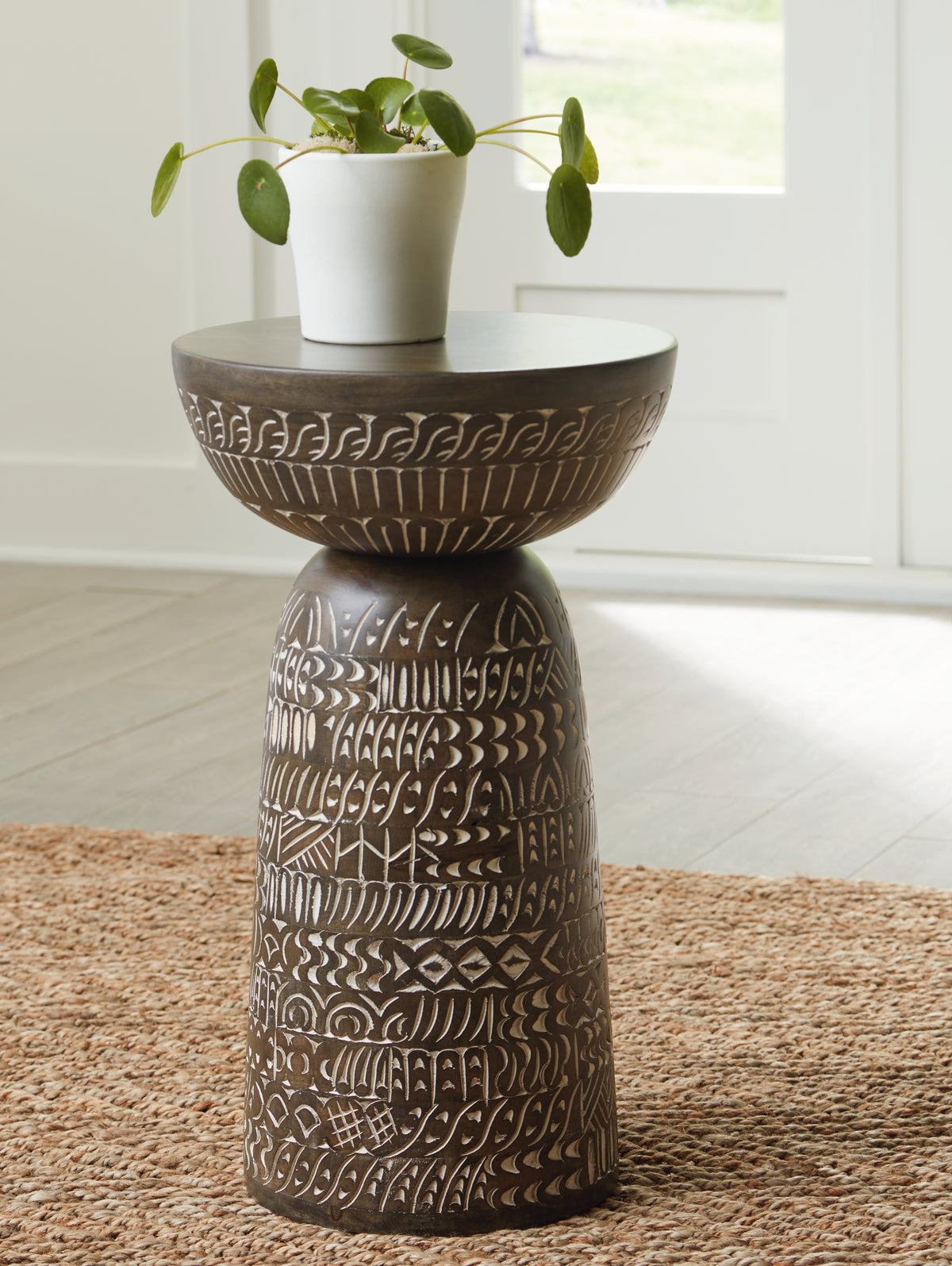 Elite Furniture Outlet - Ashley Furniture - Hadcher Accent Table - Accent Table / Cream/Brown - A4000622