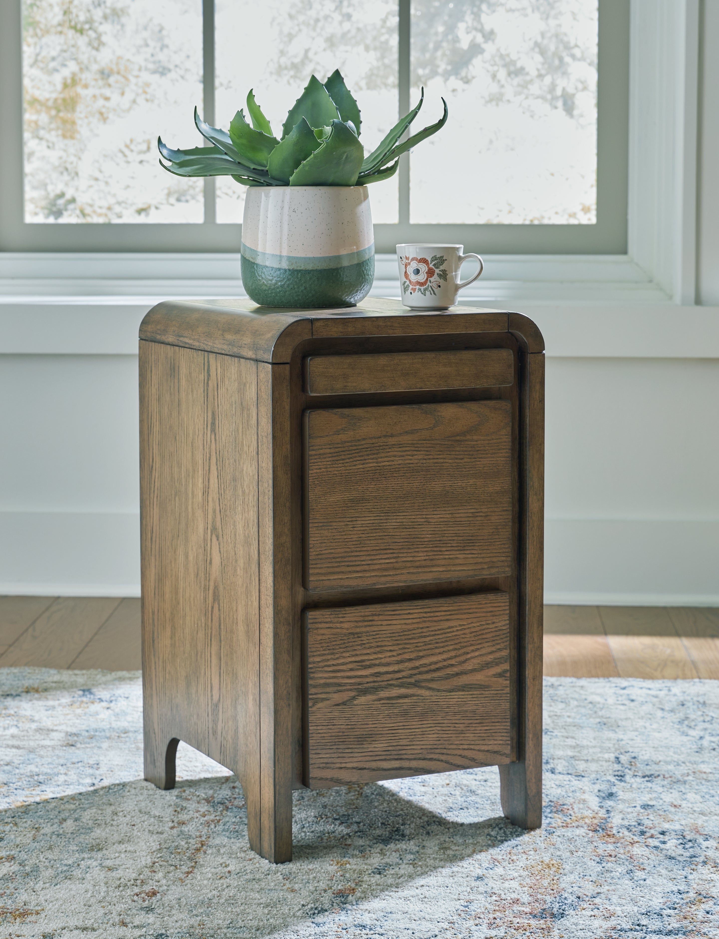Elite Furniture Outlet - Ashley Furniture - Jensworth Accent Table - Accent Table / Brown - A4000636