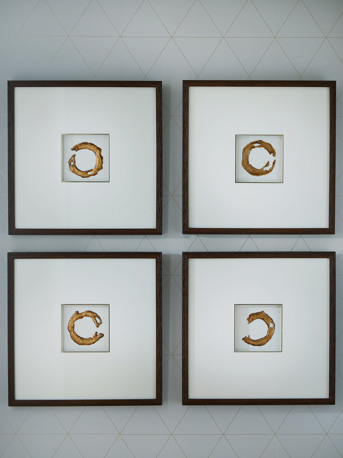 Elite Furniture Outlet - Ashley Furniture - Dallbourne Wall Decor - Wall Art Set (4/CN) / White/Gold Finish - A8000491