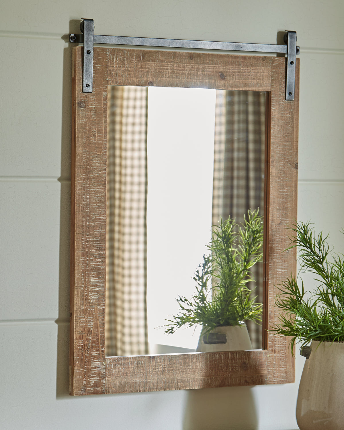 Elite Furniture Outlet - Ashley Furniture - Lanie Mirror - Accent Mirror / Antique Brown - A8010223