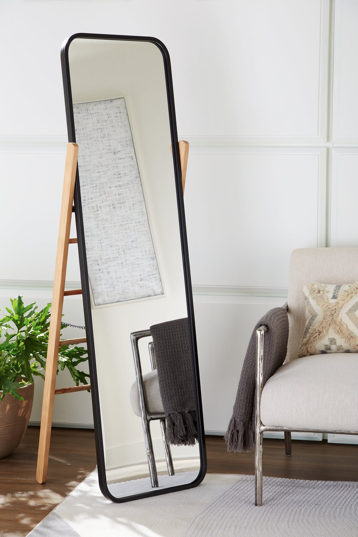 Elite Furniture Outlet - Ashley Furniture - Bronick Mirror - Floor Mirror / Black/Brown - A8010342