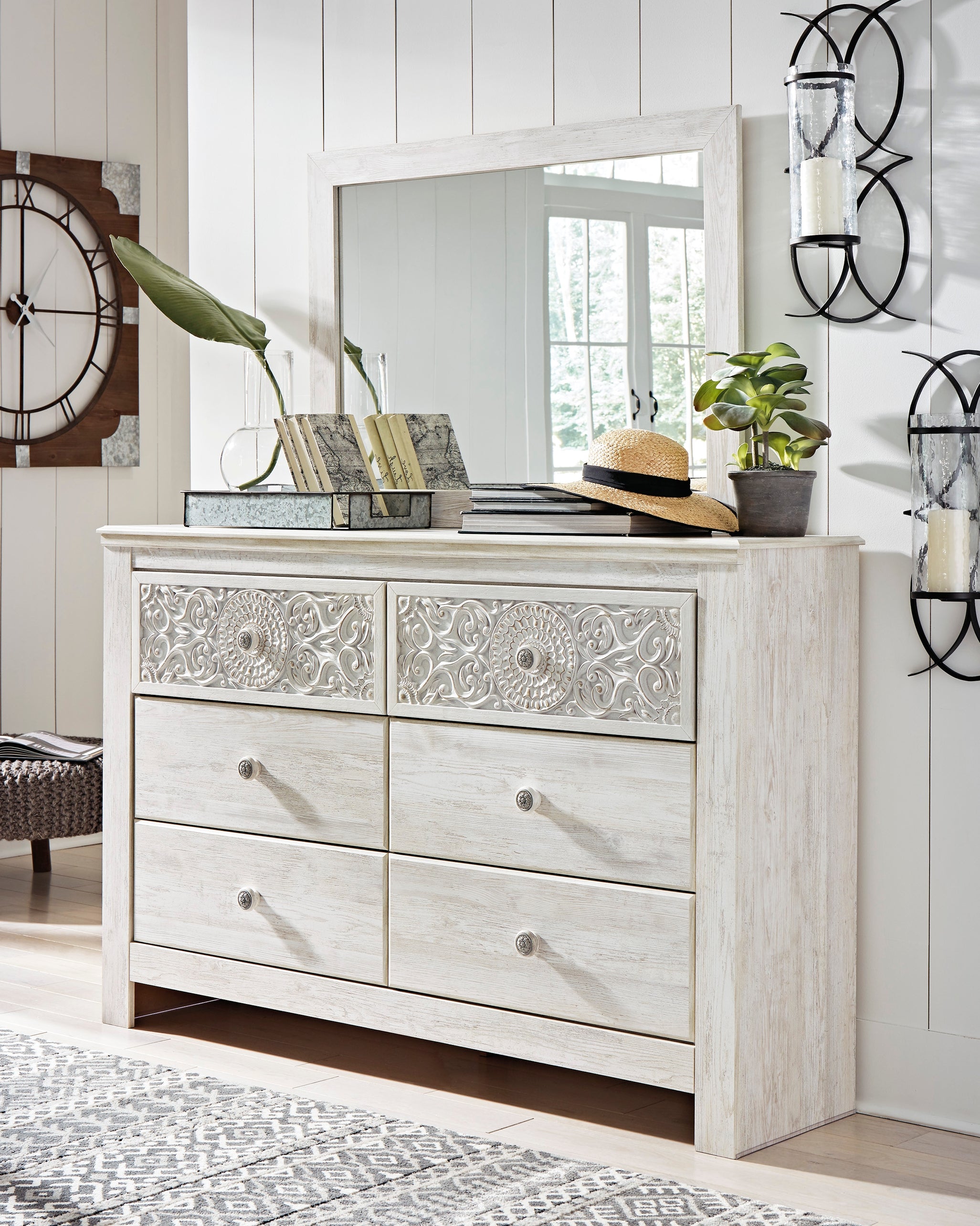 Elite Furniture Outlet - Ashley Furniture - Paxberry Bedroom - Dresser and Mirror / Whitewash - B181B8