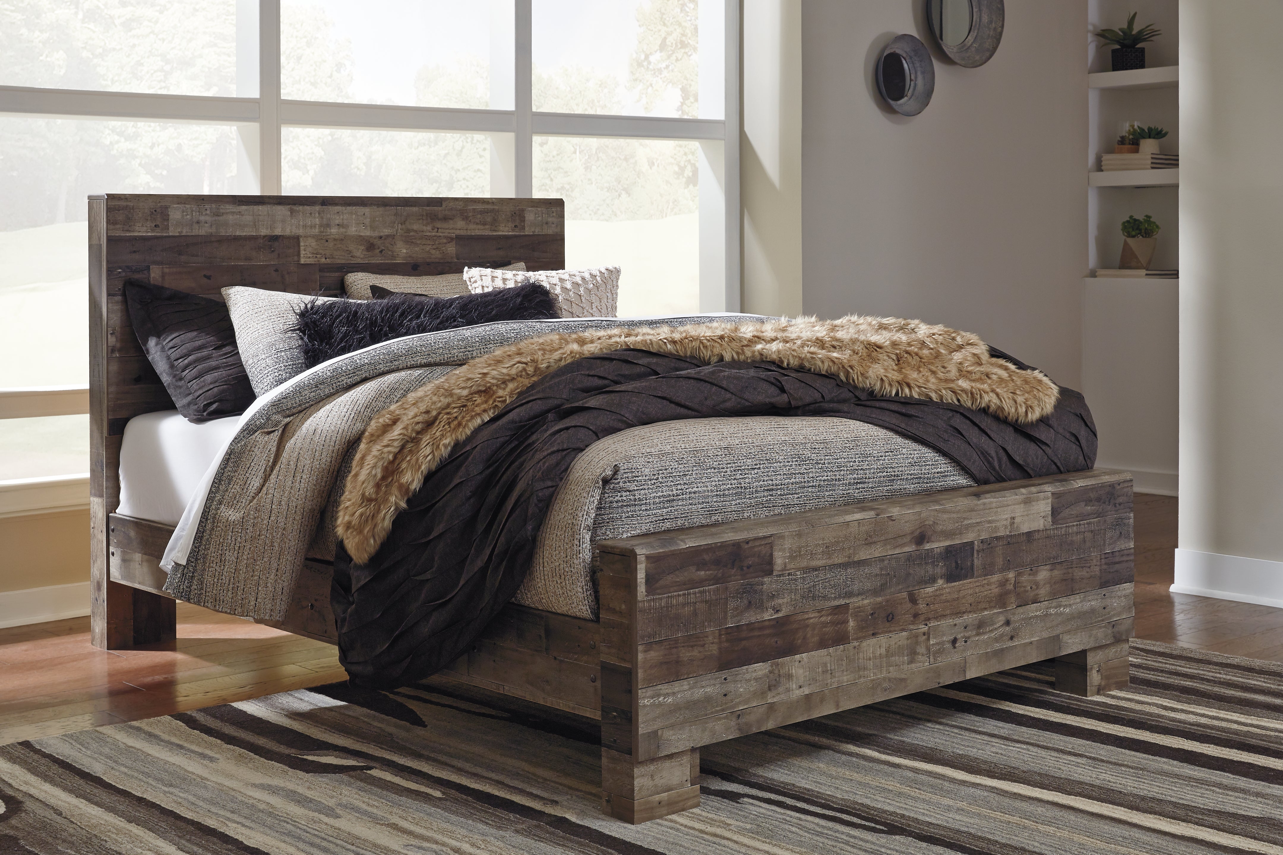 Elite Furniture Outlet - Ashley Furniture - Derekson Bedroom - Queen Panel Bed / Multi Gray - B200B6