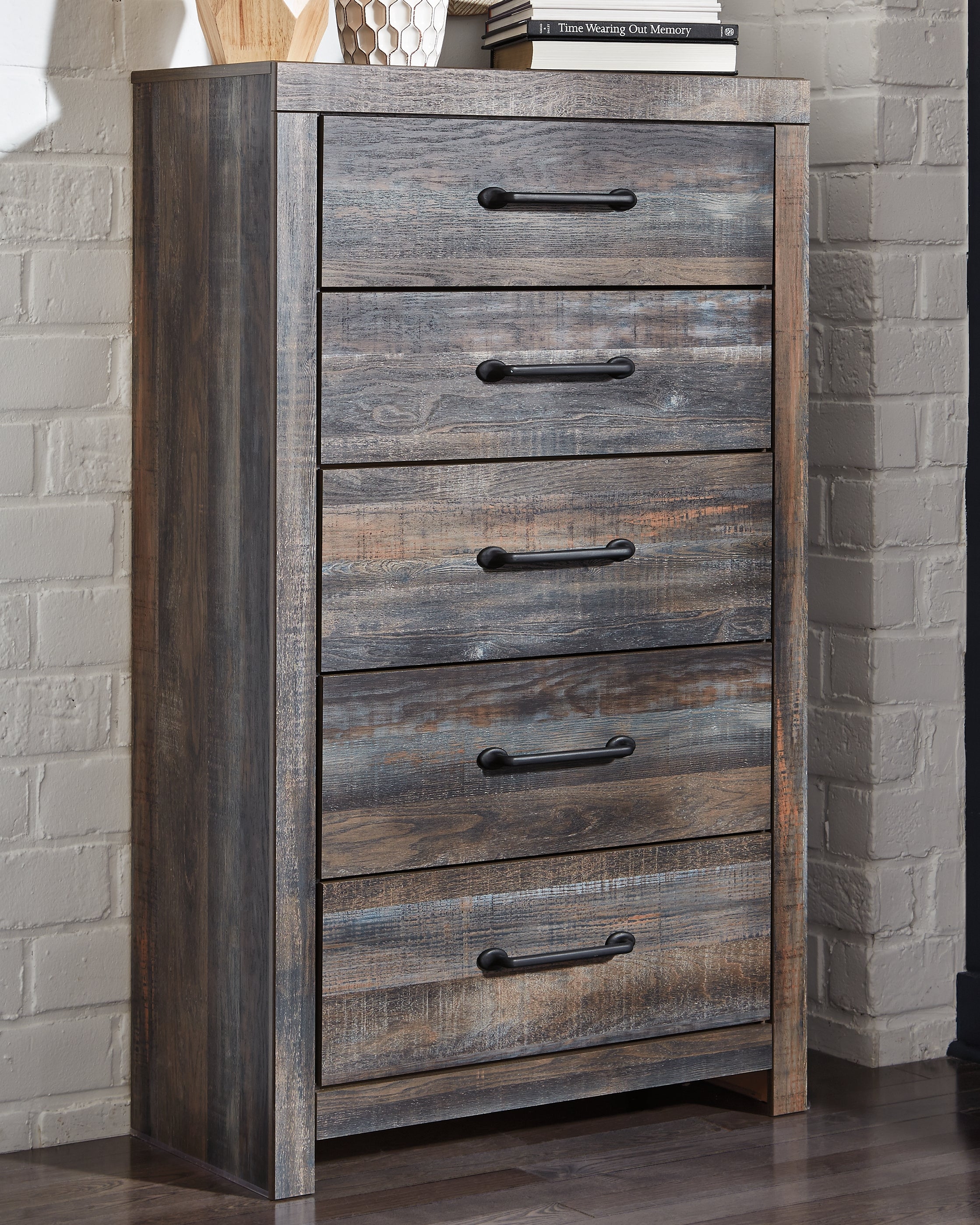 Elite Furniture Outlet - Ashley Furniture - Drystan Bedroom - Five Drawer Chest / Multi - B211-46