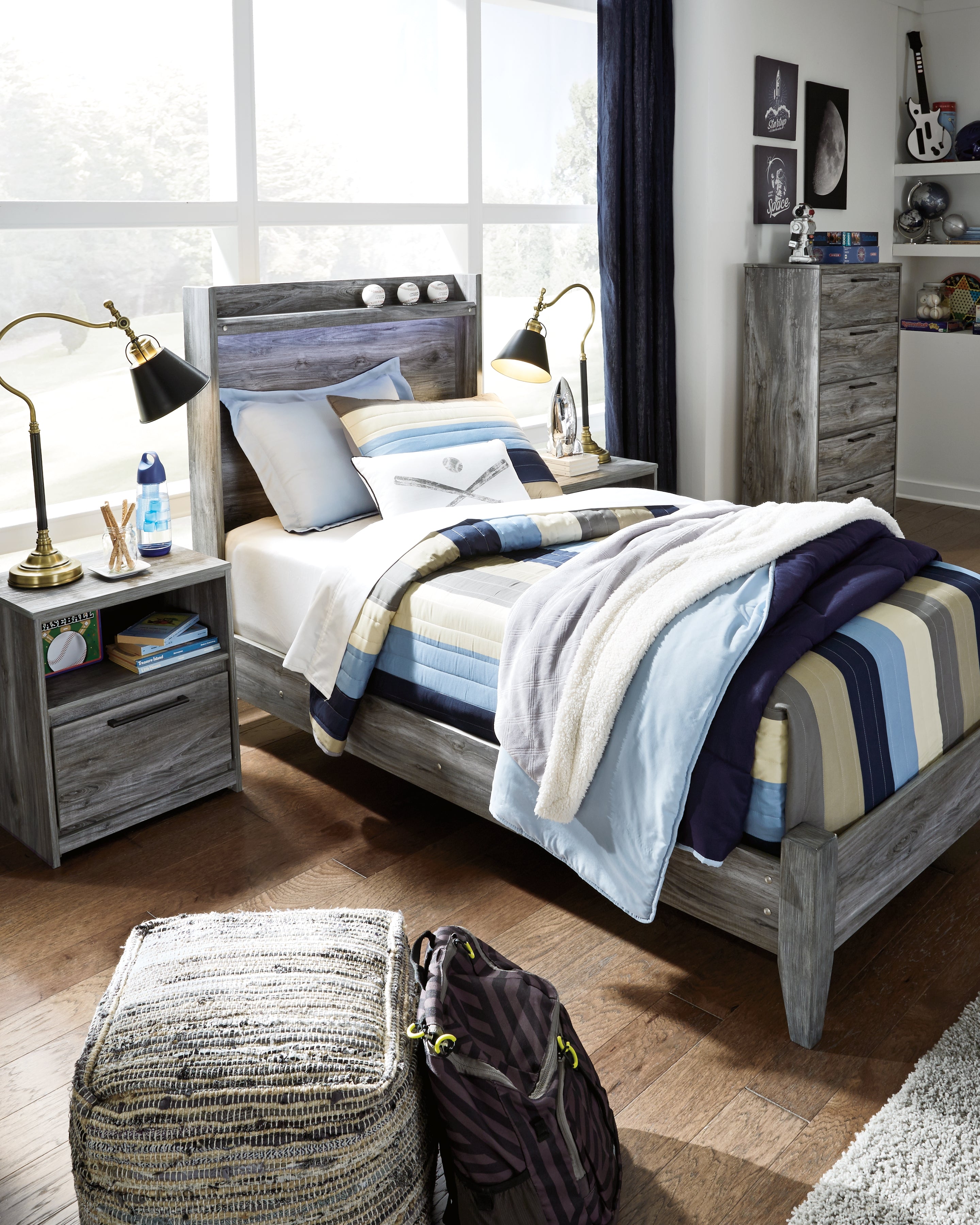 Elite Furniture Outlet - Ashley Furniture - Baystorm Bedroom - Twin Panel Bed / Gray - B221B20