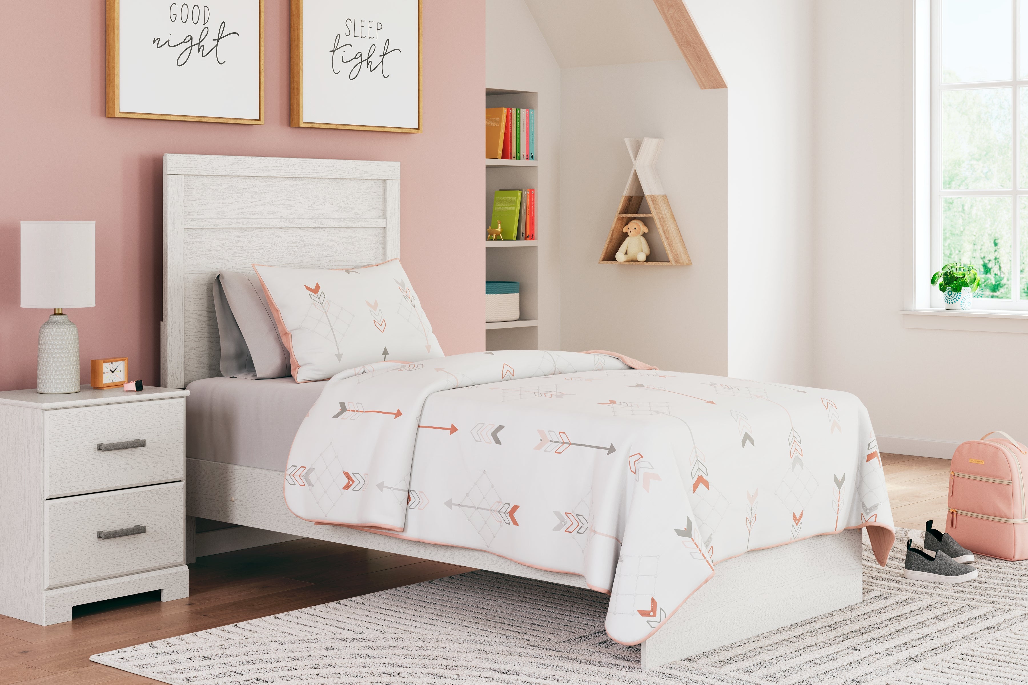 Elite Furniture Outlet - Ashley Furniture - Stelsie Bedroom - Twin Panel Bed / White - B2588B12