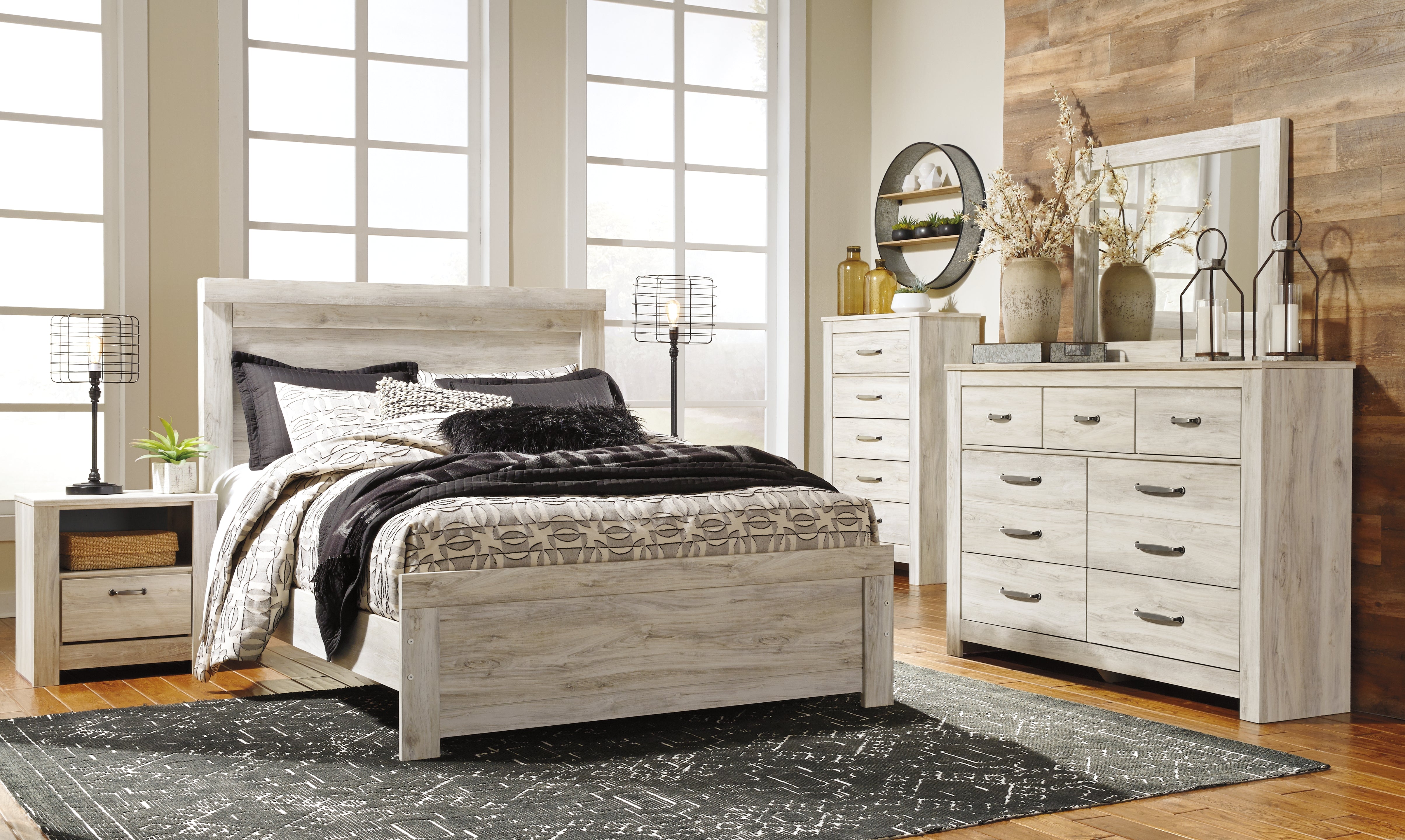 Elite Furniture Outlet - Ashley Furniture - Bellaby Bedroom - Queen Panel Bed / Whitewash - B331B2