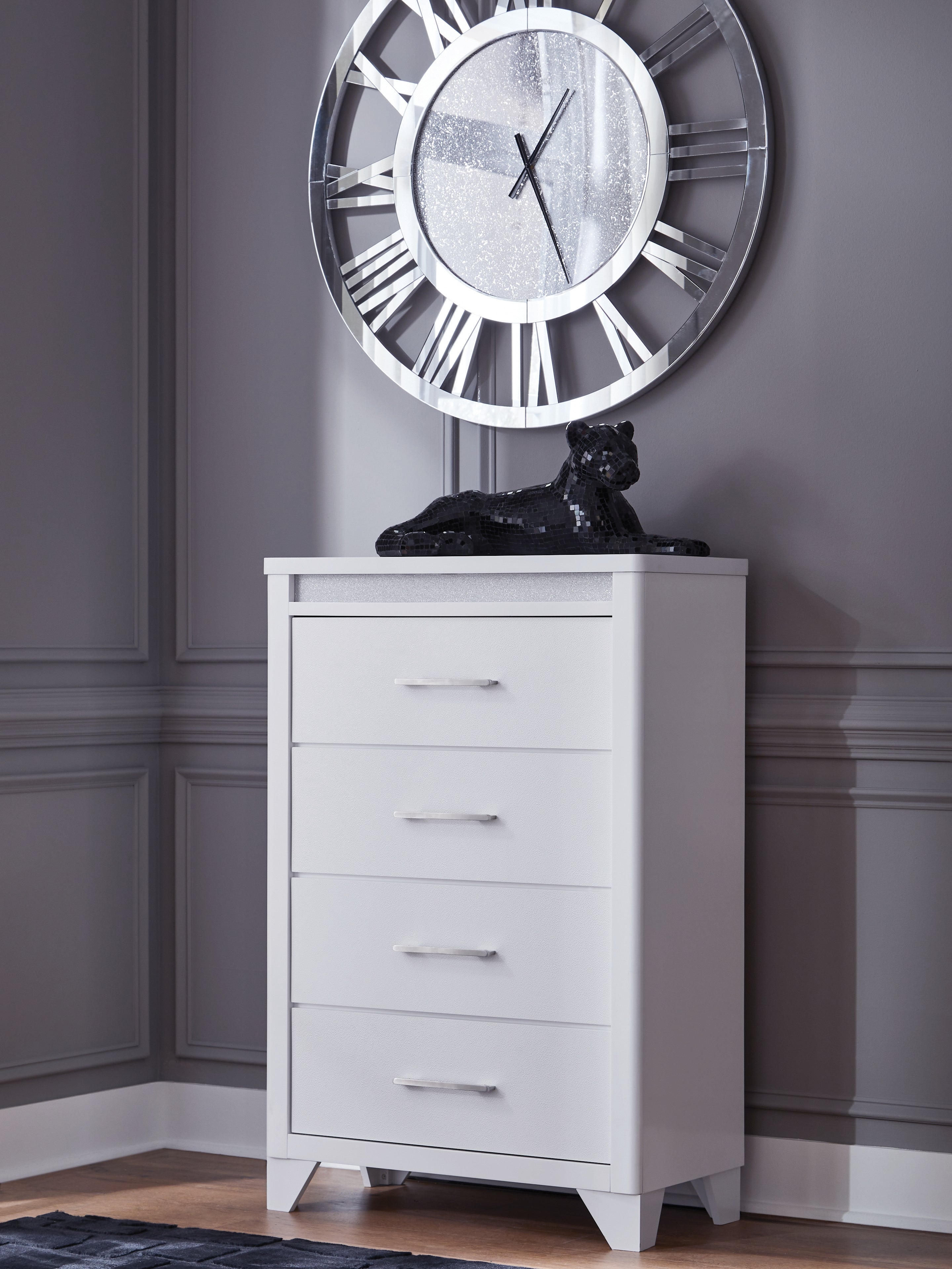 Elite Furniture Outlet - Ashley Furniture - Jarlee Bedroom - Four Drawer Chest / White - PCB392-46