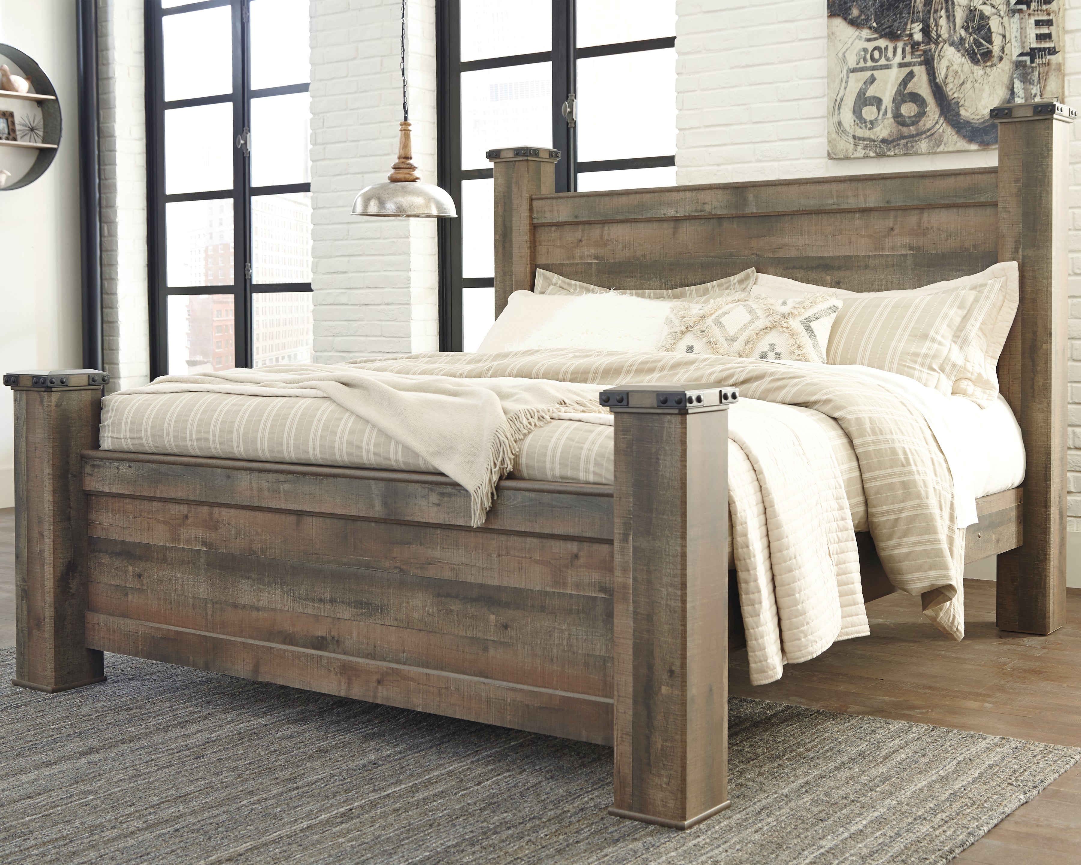 Elite Furniture Outlet - Ashley Furniture - Trinell Bedroom - King Poster Bed / Brown - B446B45