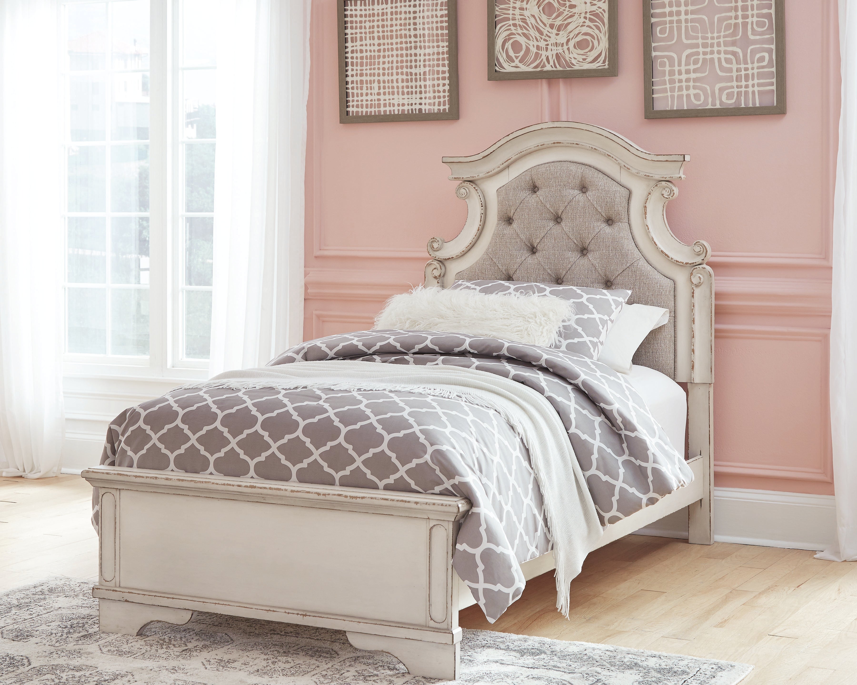 Elite Furniture Outlet - Ashley Furniture - Realyn Bedroom - Twin Panel Bed / Chipped White - B743B13
