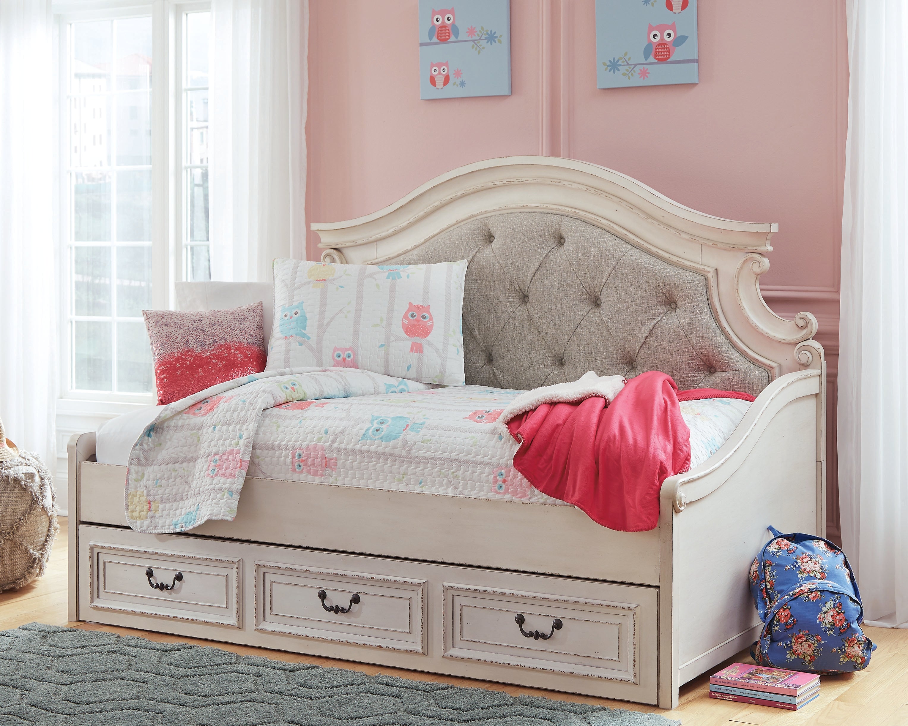 Elite Furniture Outlet - Ashley Furniture - Realyn Bedroom - Twin Day Bed with 1 Large Storage Drawer / Chipped White - B743B15