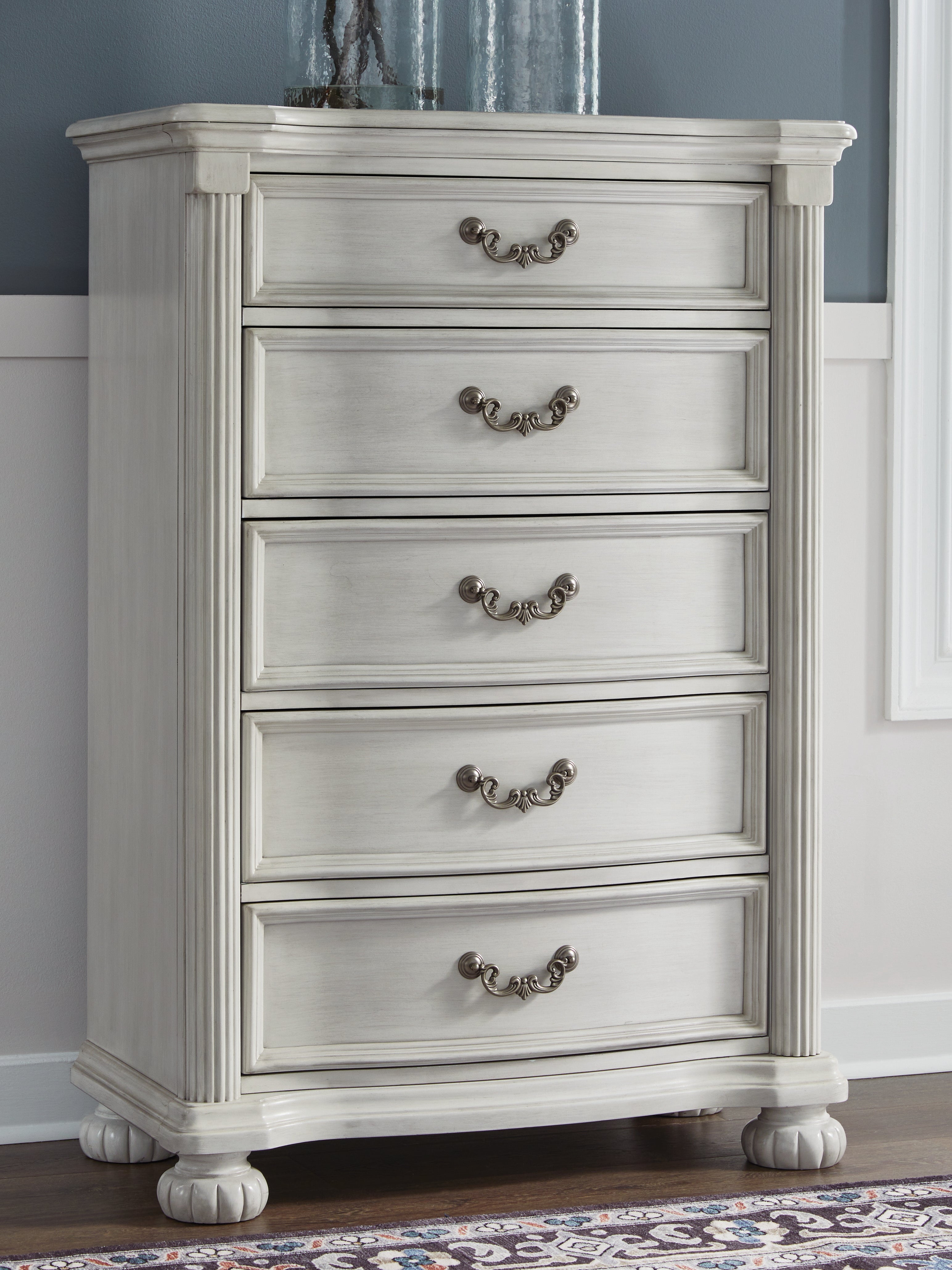 Elite Furniture Outlet - Ashley Furniture - Montelaine Bedroom - Five Drawer Chest / Antique White - B795-46