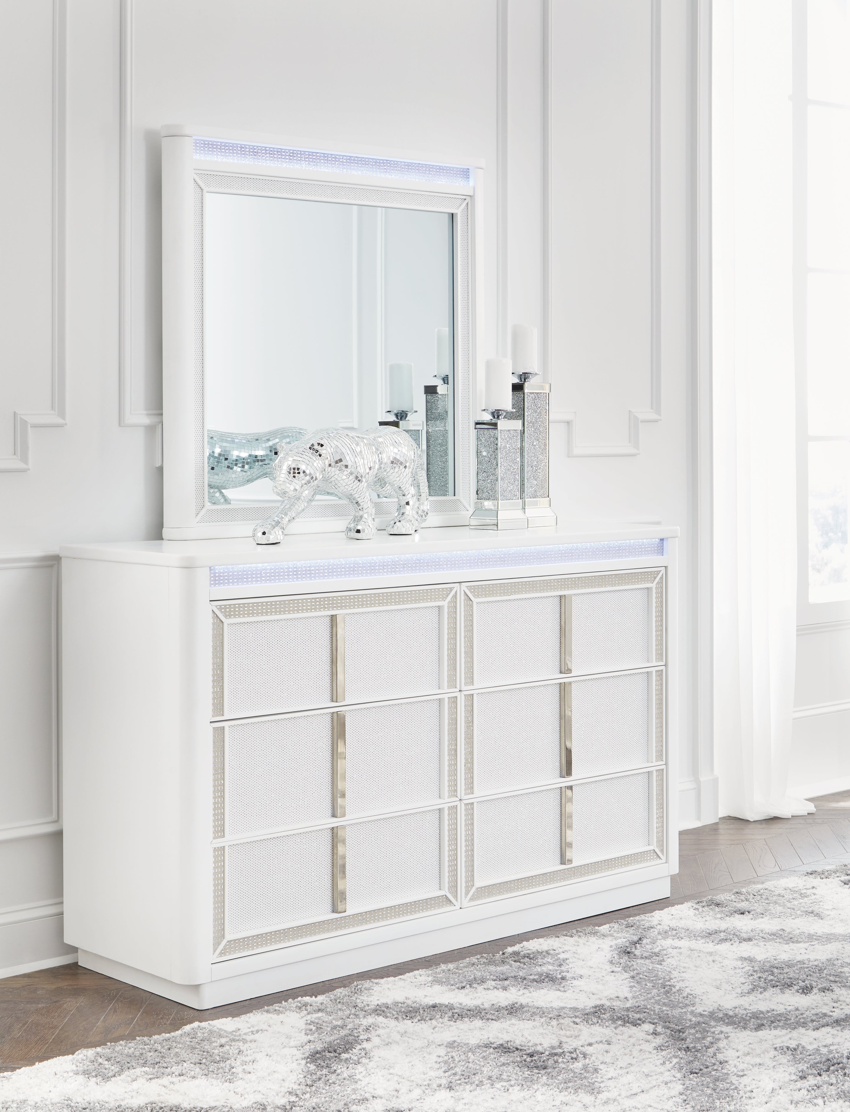 Elite Furniture Outlet - Ashley Furniture - Chalanna Bedroom - Dresser and Mirror / White - B822B1
