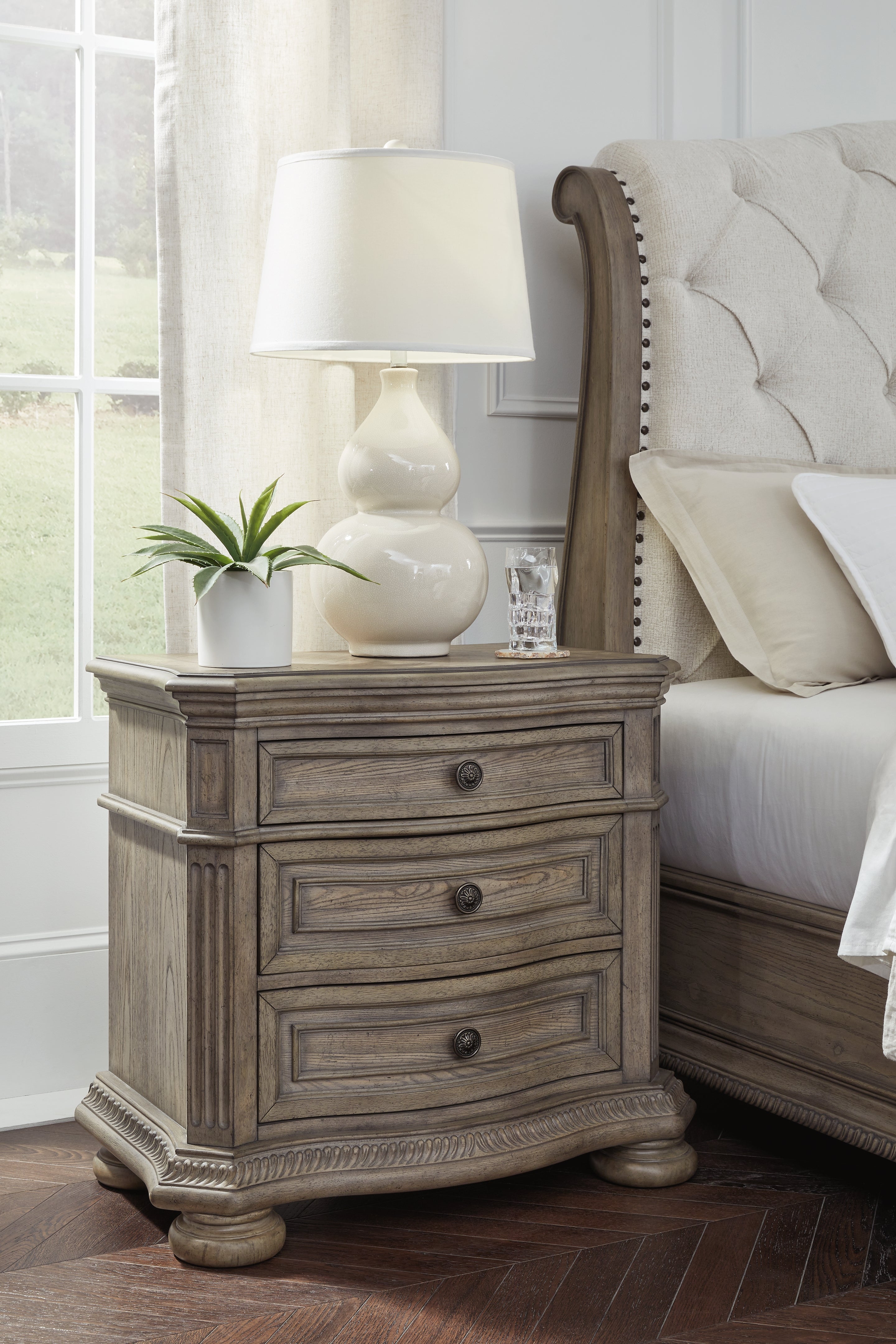Elite Furniture Outlet - Ashley Furniture - Ardenfield Bedroom - Three Drawer Night Stand / Light Brown - B944-93