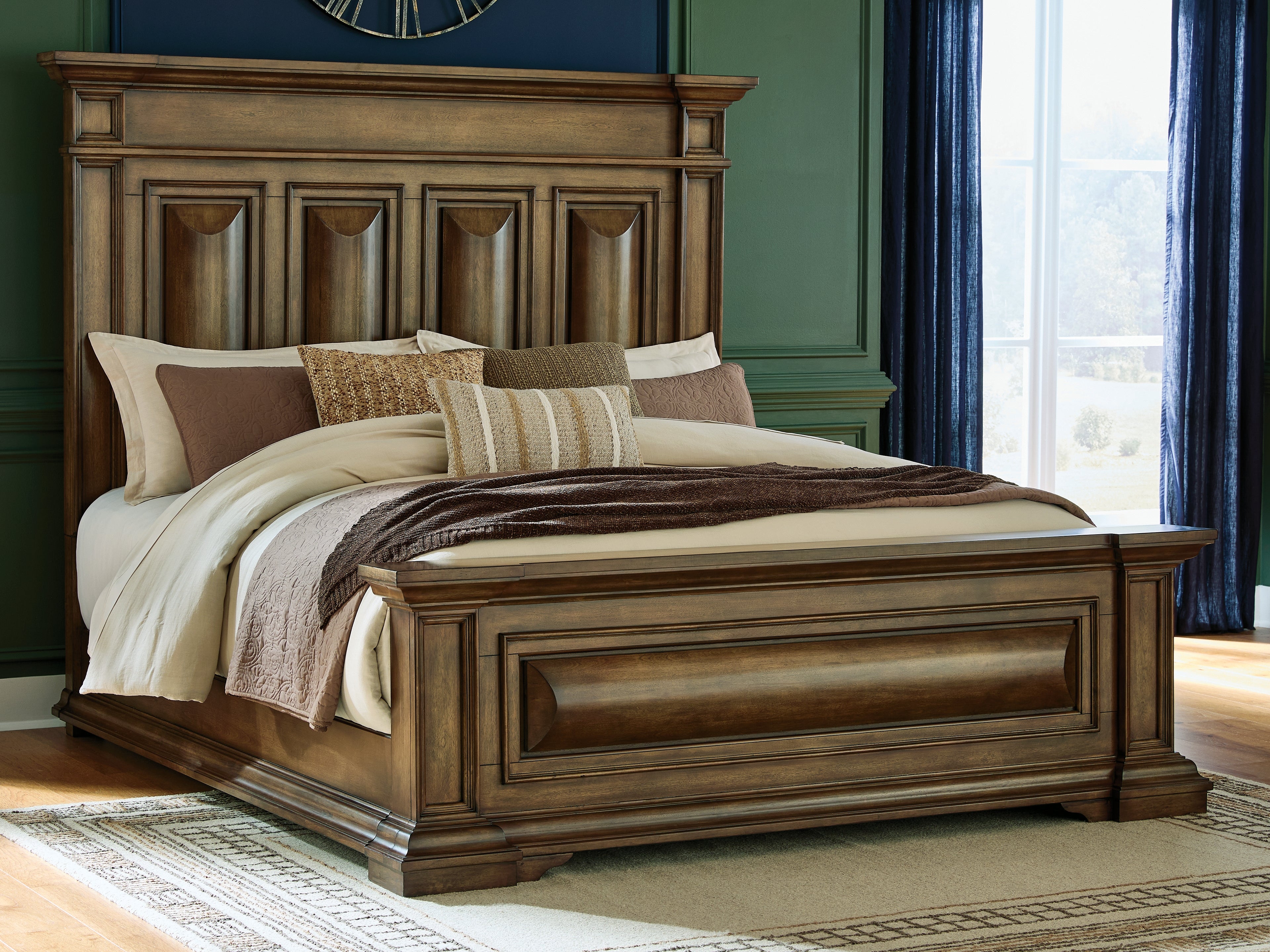 Elite Furniture Outlet - Ashley Furniture - Frantanna Bedroom - King Panel Bed / Brown - PCB949B6