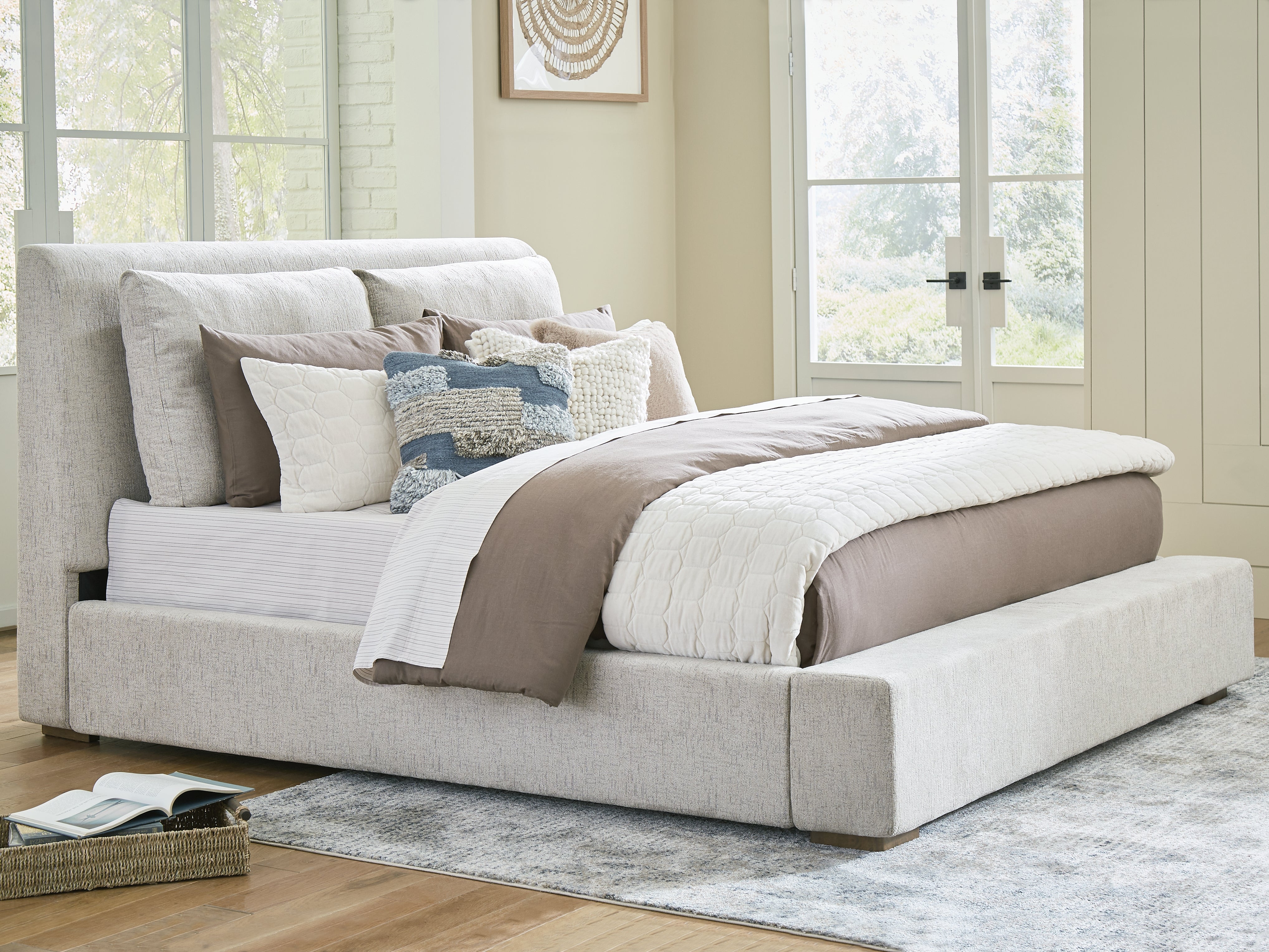 Elite Furniture Outlet - Ashley Furniture - Cabalynn Bedroom - King Upholstered Bed / Light Brown - B974B6